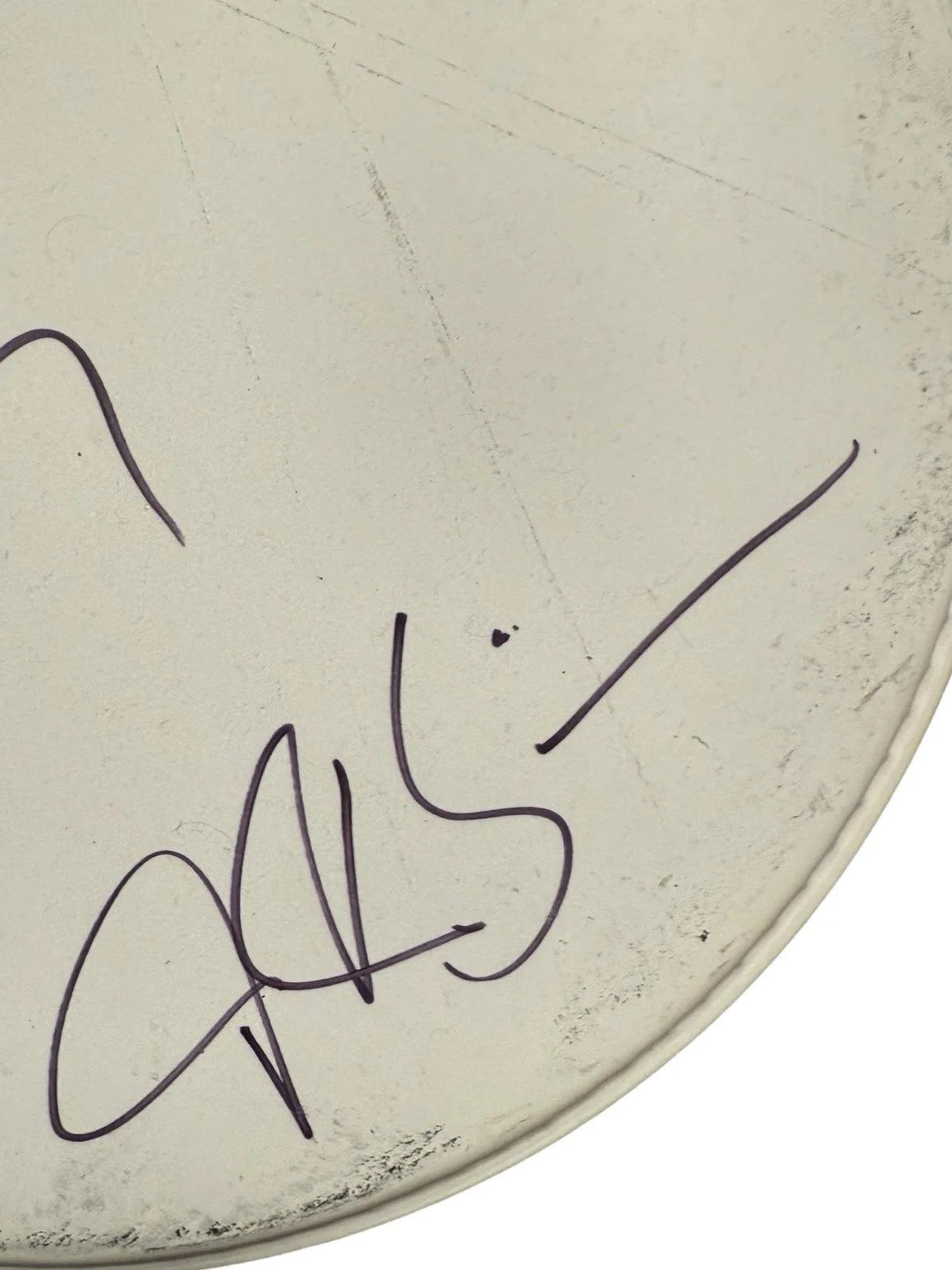 Miles Teller, J.K Simmons — MILES TELLER & J.K. SIMMONS SIGNED AUTOGRAPH WHIPLASH DRUMHEAD BECKETT BN96869, image 4