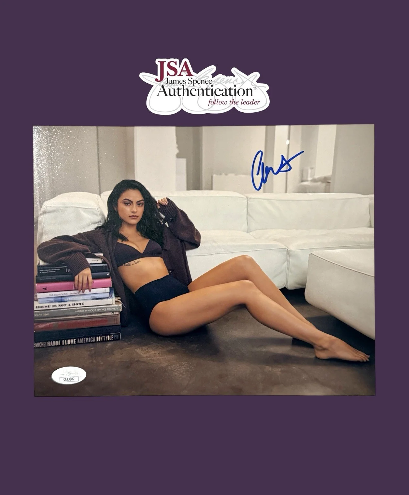 Camila Mendes — CAMILA MENDES SIGNED 8X10 AUTOGRAPH PHOTO SEXY RIVERDALE VERONICA LODGE JSA COA, изображение 2