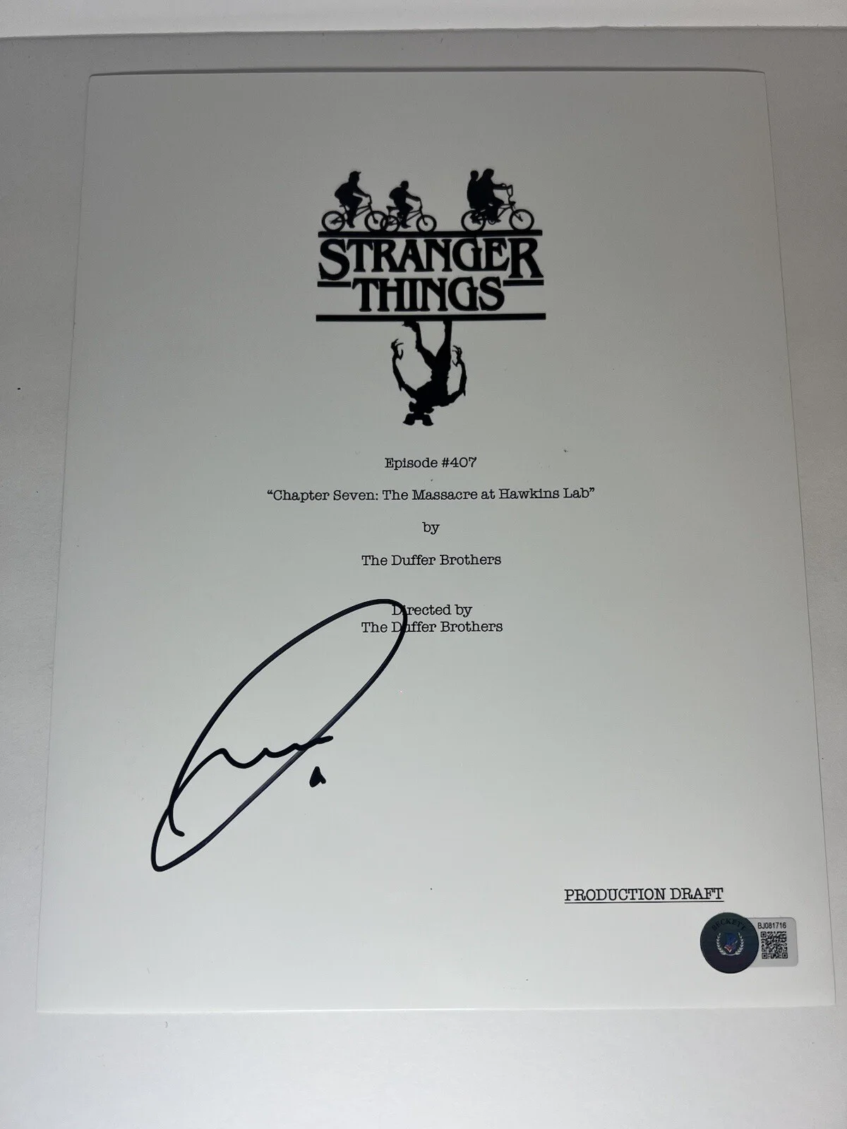 Jamie Campbell Bower — JAMIE CAMPBELL BOWER SIGNED AUTOGRAPH AUTOGRAPHED SCRIPT COVER BECKETT #BJ081716, image 2
