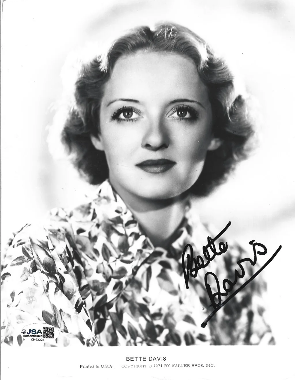 Bette Davis — Bette Davis REAL hand SIGNED 1971 Promo Photo JSA COA Autographed Actress