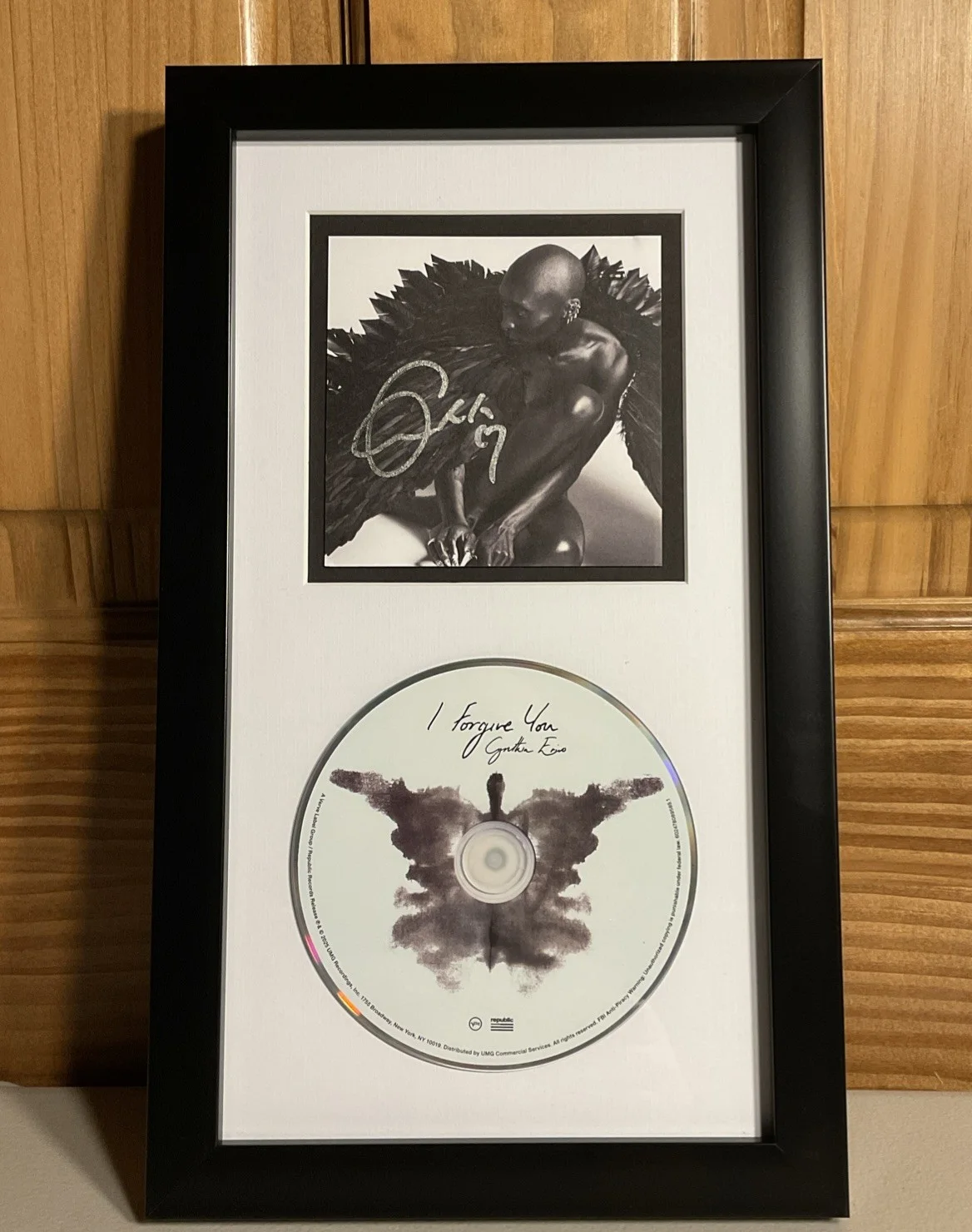 Cynthia Erivo Signed Art Card I Forgive You CD Framed Official Store Sold Out, изображение 2