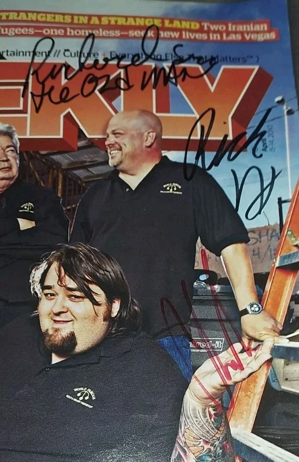 Las Vegas Weekly Magazine April 2010 Pawn Stars Magazine Signed By Entire Cast, изображение 3