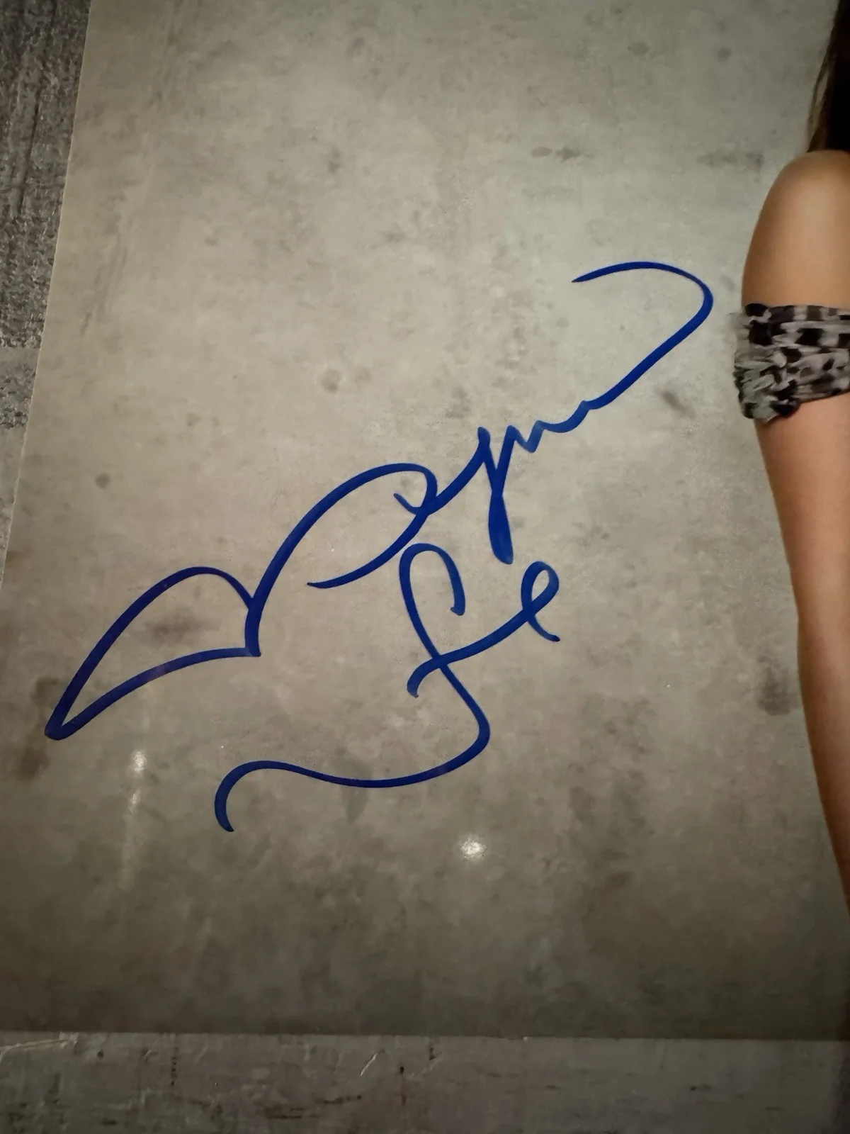 Autographed Megan Fox Cute 8 x 10 Photo Signed with COA, изображение 2