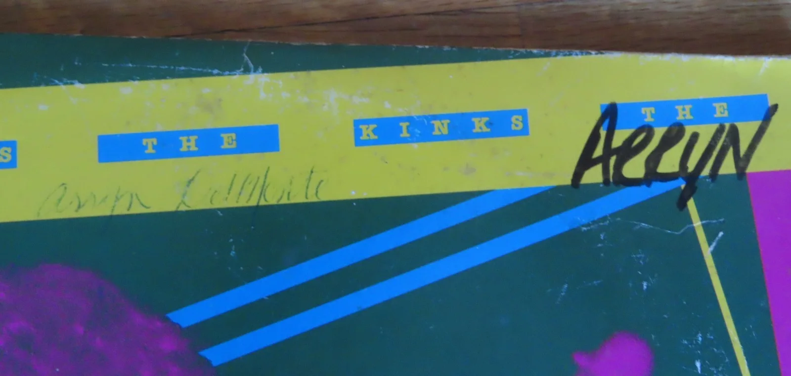 The KINKS DAVE DAVIES JIM RODFORD IAN GIBBONS signed ONE FOR THE ROAD Record JSA, image 2