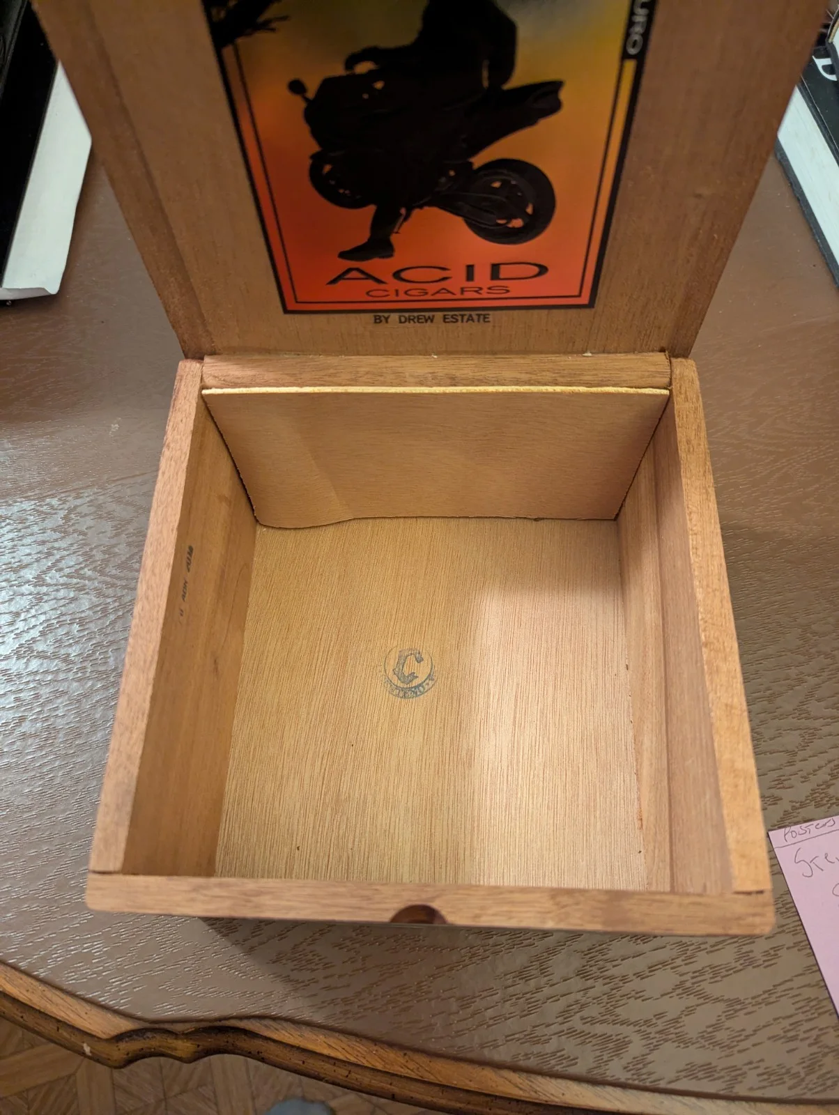 Peter Falk Columbo Signed High End Wood Cigar Box Gorgeous, image 3
