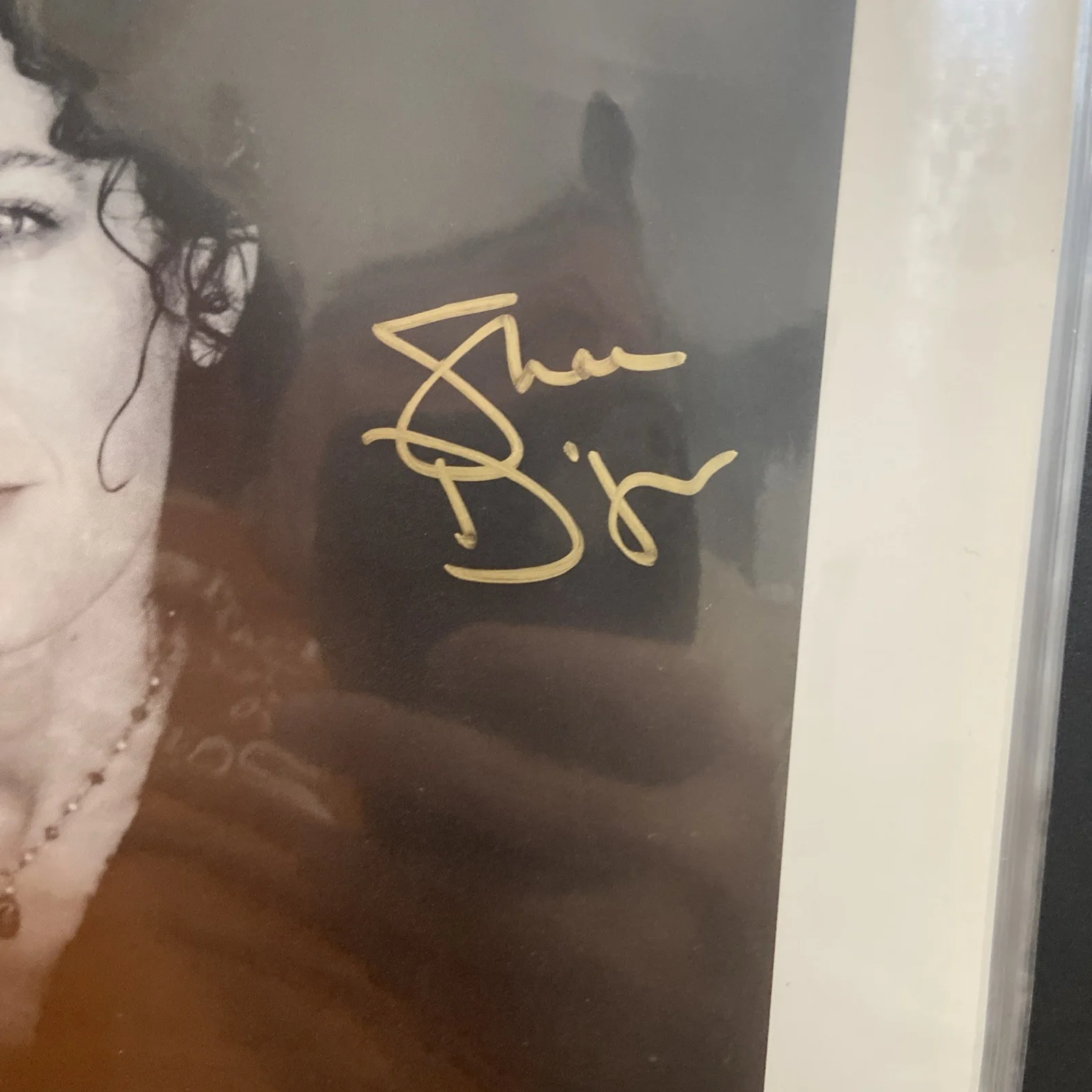Thomas Gibson, Jenna Elfman, Alan Rachins, Mimi Kennedy — Shae D’lyn - DHARMA & GREG TV - AUTOGRAPHED SIGNED PHOTOGRAPH - gold ink, изображение 2