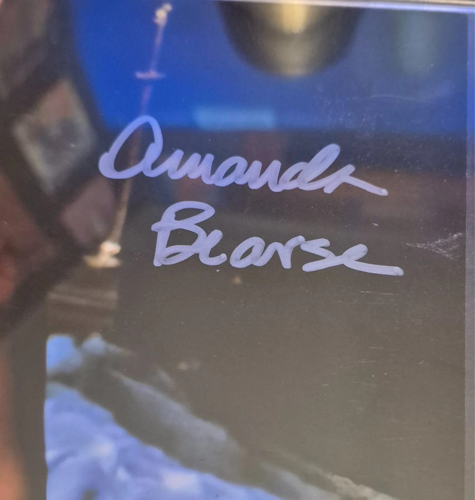 Amanda Bearse — Actress Amanda Bearse Beckett Certified Fright Night Authentic 8x10 Autograph, изображение 2