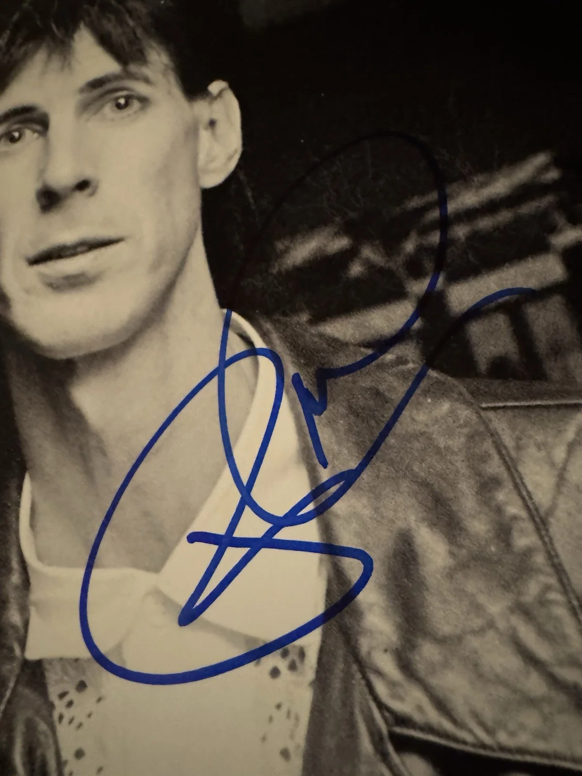 The CARS ~ Ric Ocasek Autographed 8x10 B/W Vintage Photo with AUTOGRAPH COA, изображение 2