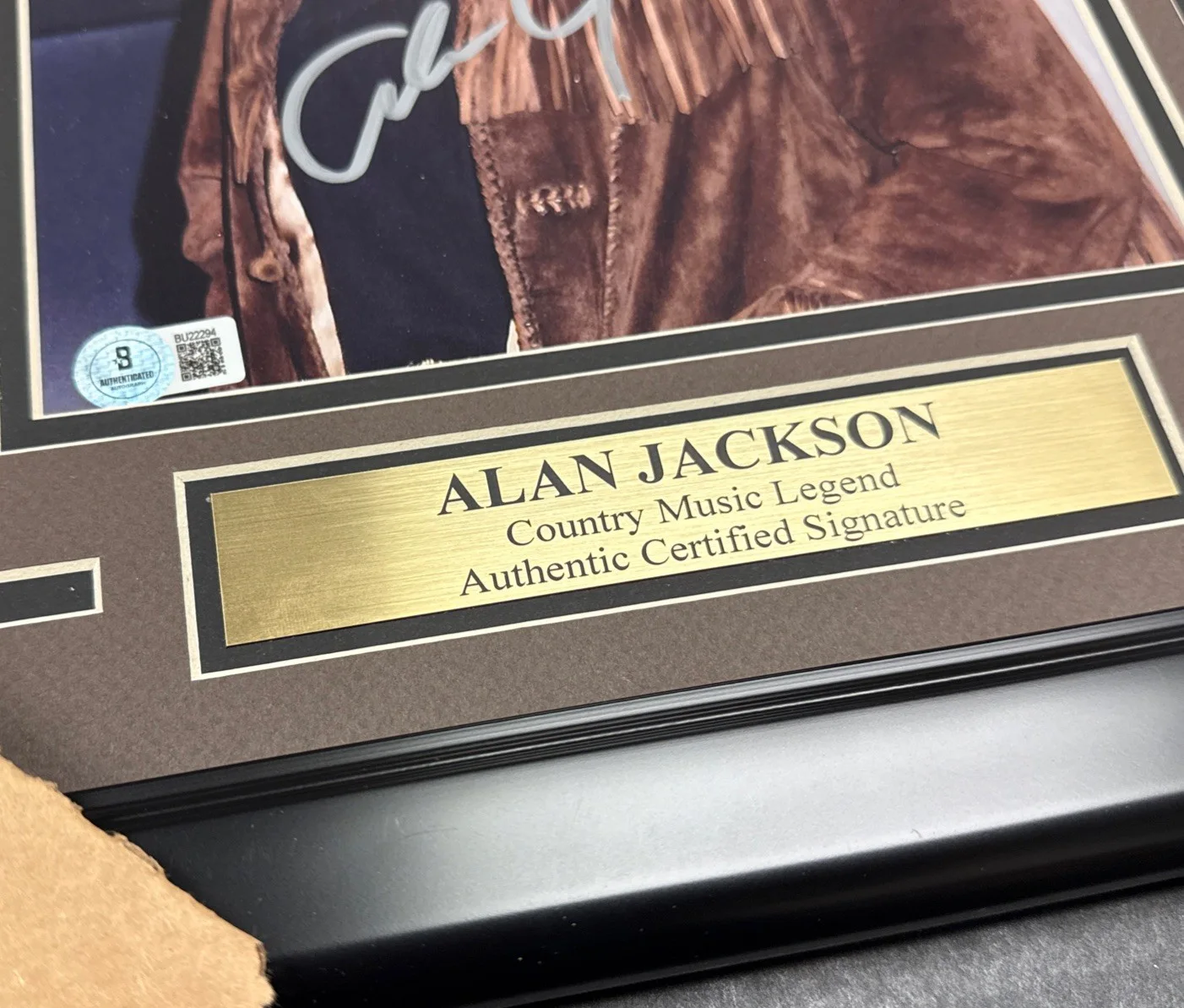 ALAN JACKSON COUNTRY MUSIC AUTOGRAPHED SIGNED 8X10 PHOTO FRAMED BAS BECKETT HOL, image 2