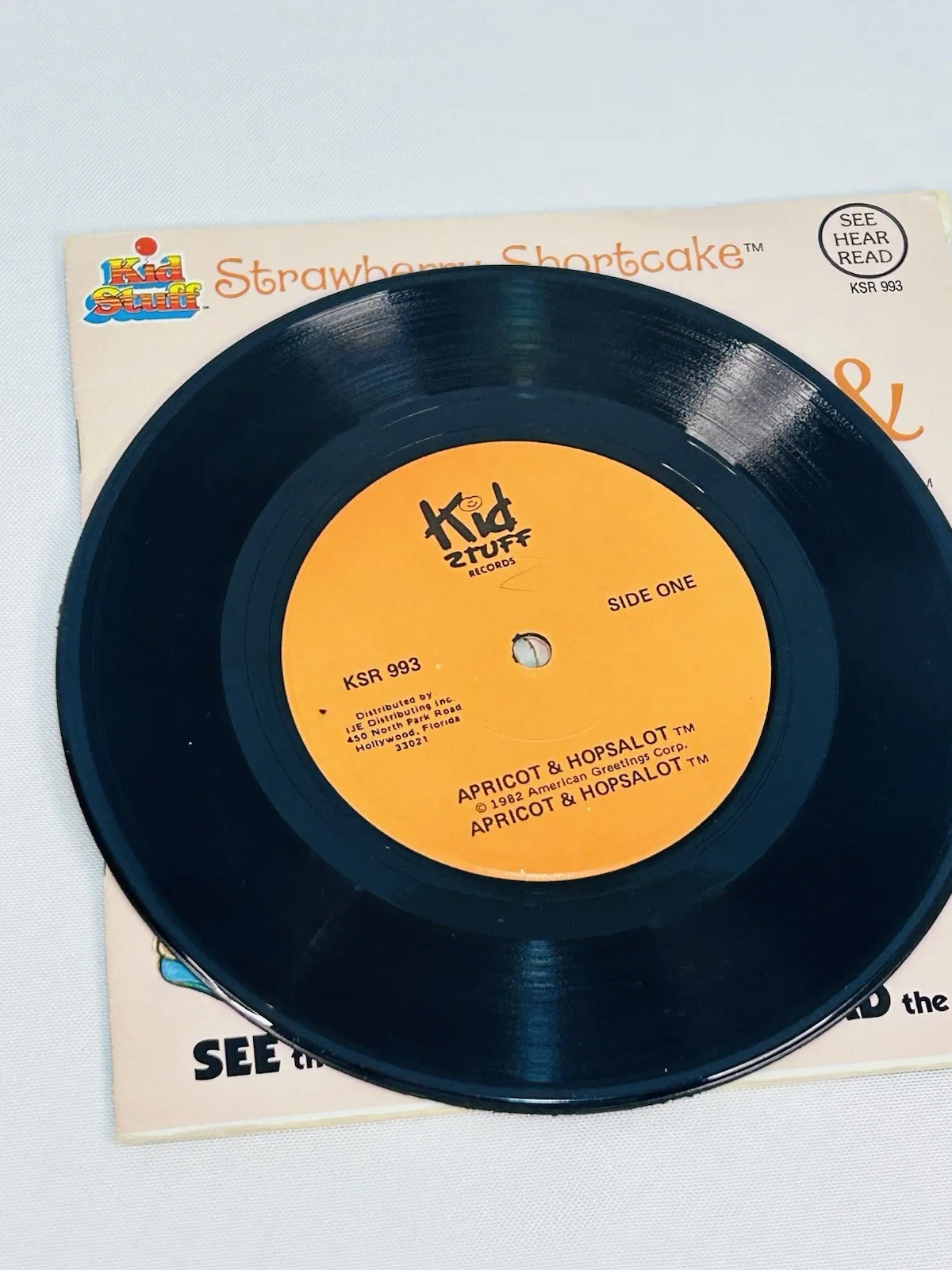 Strawberry Shortcake Present Apricot Hopsalot Book And 45 Rpm, изображение 3