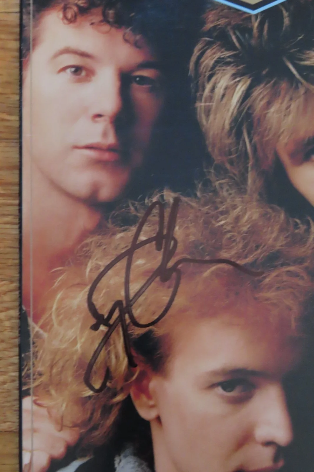 HONEYMOON SUITE signed Racing After Midnight 88 Record DERRY GREHAN JOHNNIE DEE, image 2
