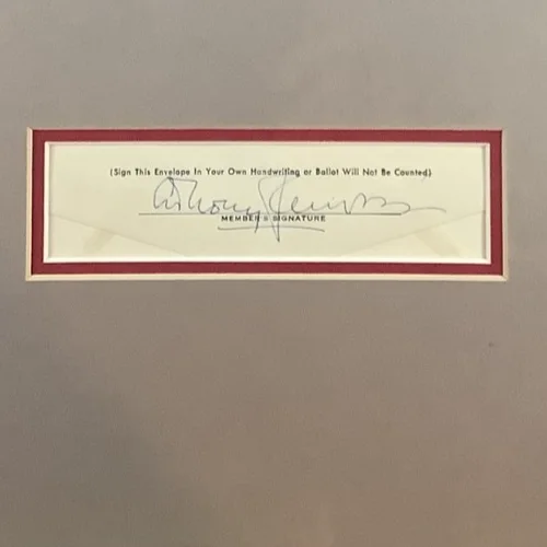 ANTHONY PERKINS — ANTHONY PERKINS PSYCHO NORMAN BATES SIGNED AUTOGRAPH FRAMED MOUNTED 14x18 COA, image 2