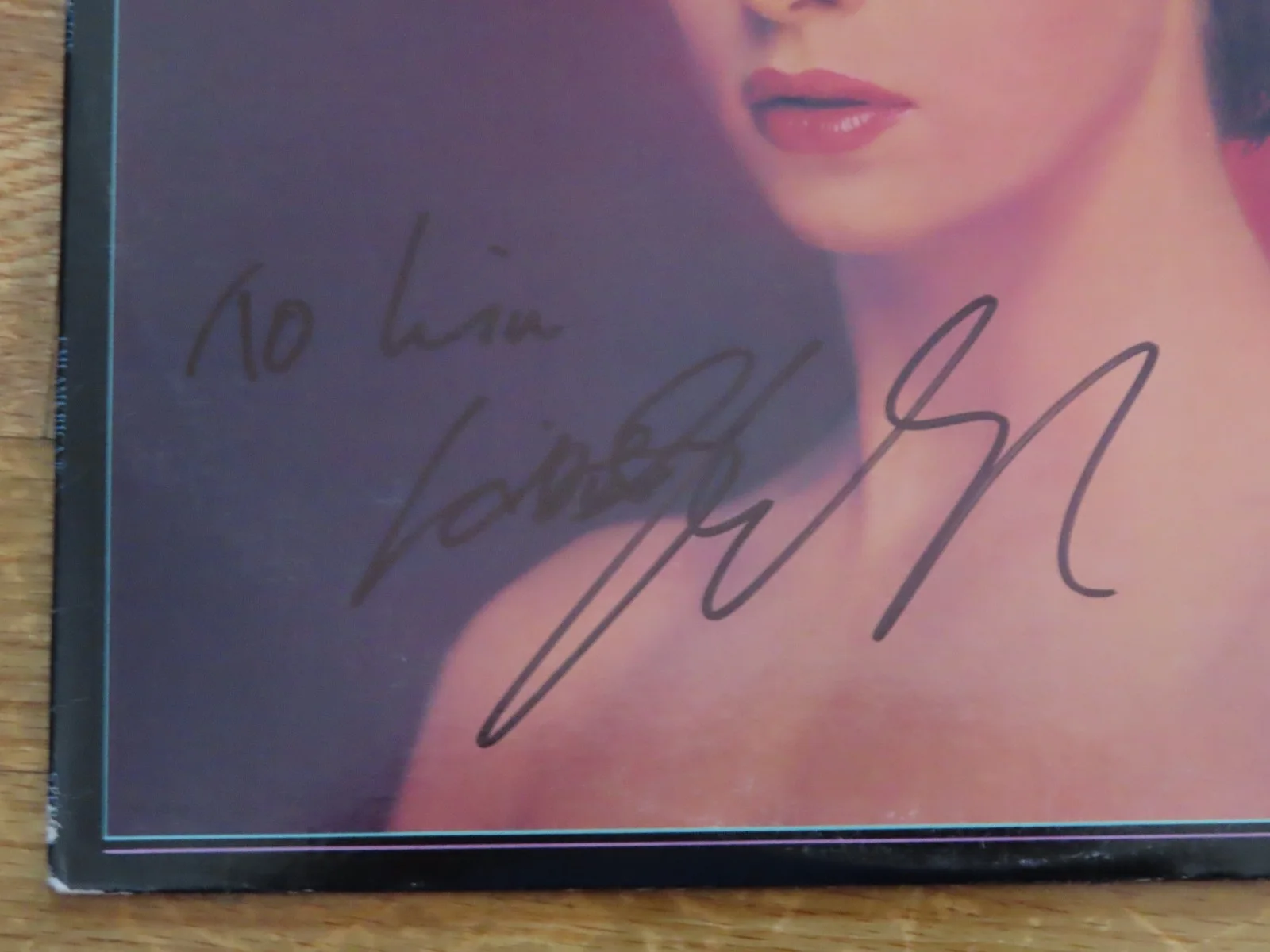 SHEENA EASTON signed "Take My Time" 1981 Record / Album "To Lisa" MORNING TRAIN, изображение 2