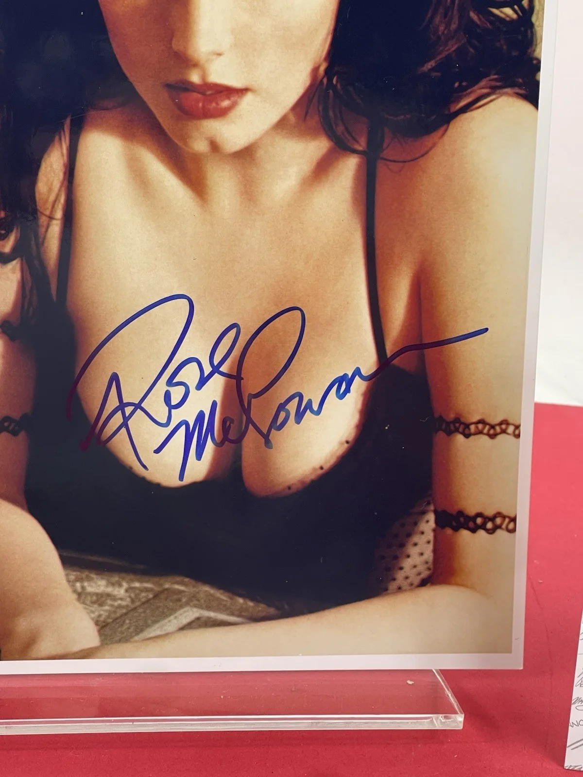 Rose McGowan Hand Signed 8x10 JSA Certified (#1), image 3