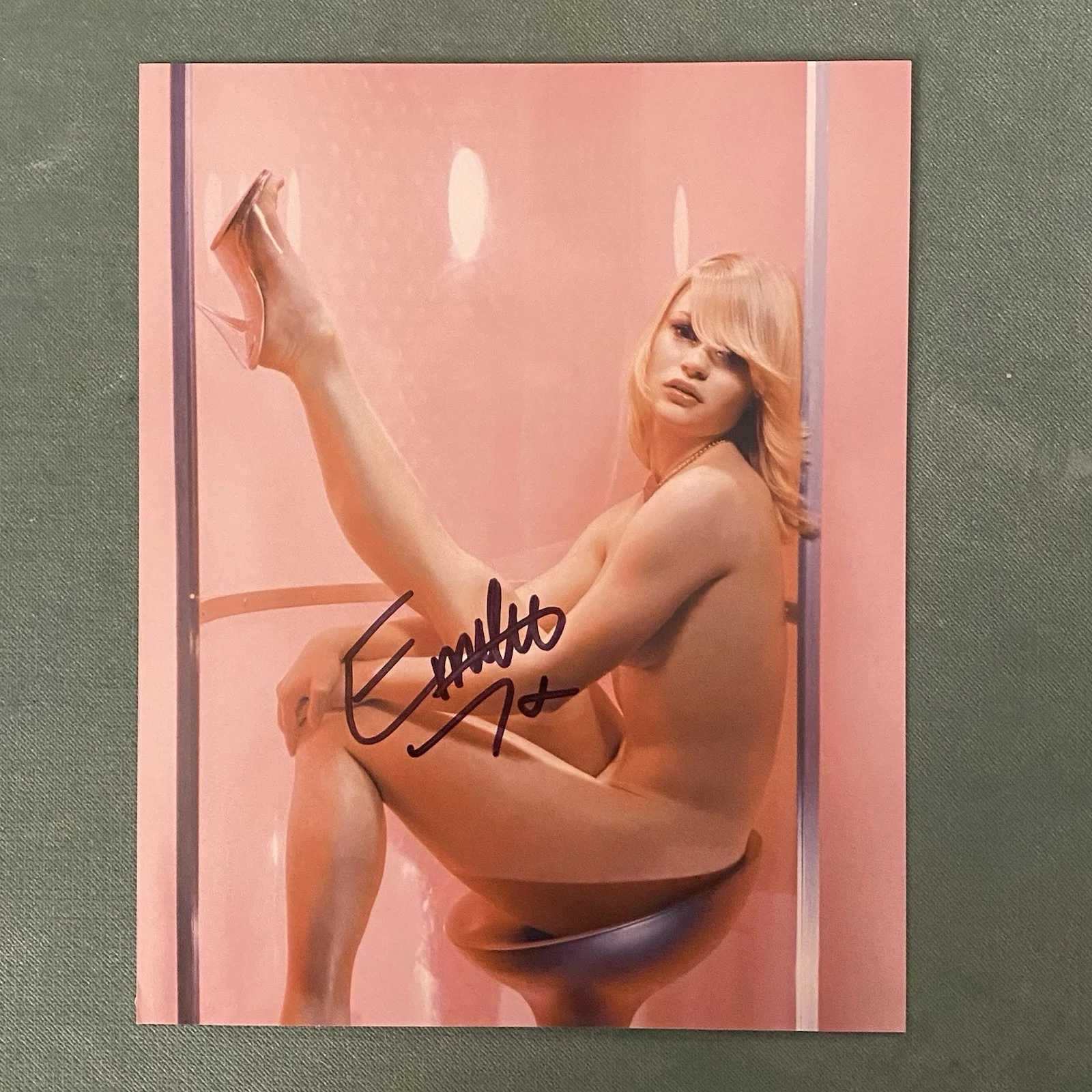 EMILIE DE RAVIN — EMILIE DE RAVIN Sexy Signed Autograph 8X10 Photo W/ COA Once Upon A Time Lost, изображение 2