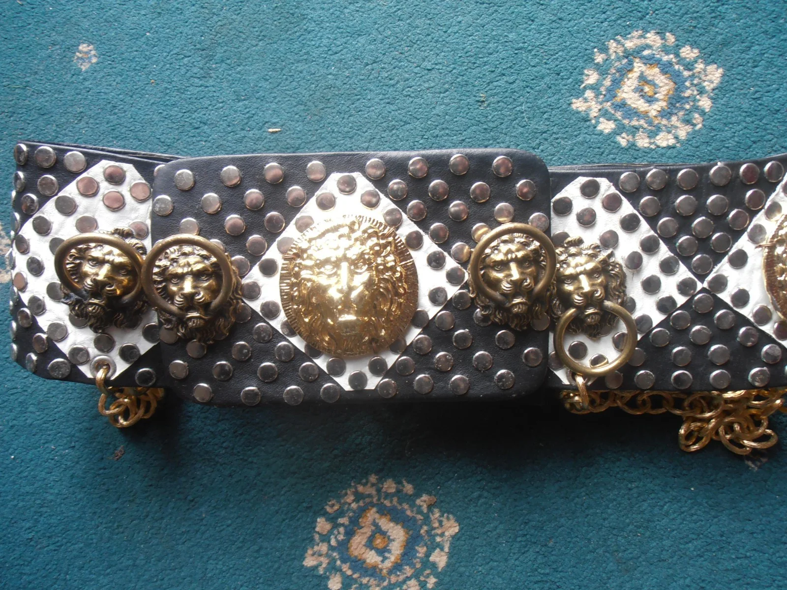 WESTERN COSTUME COMPANY JULIUS CEASAR FILM USED LEATHER AMD METAL BELT., изображение 4