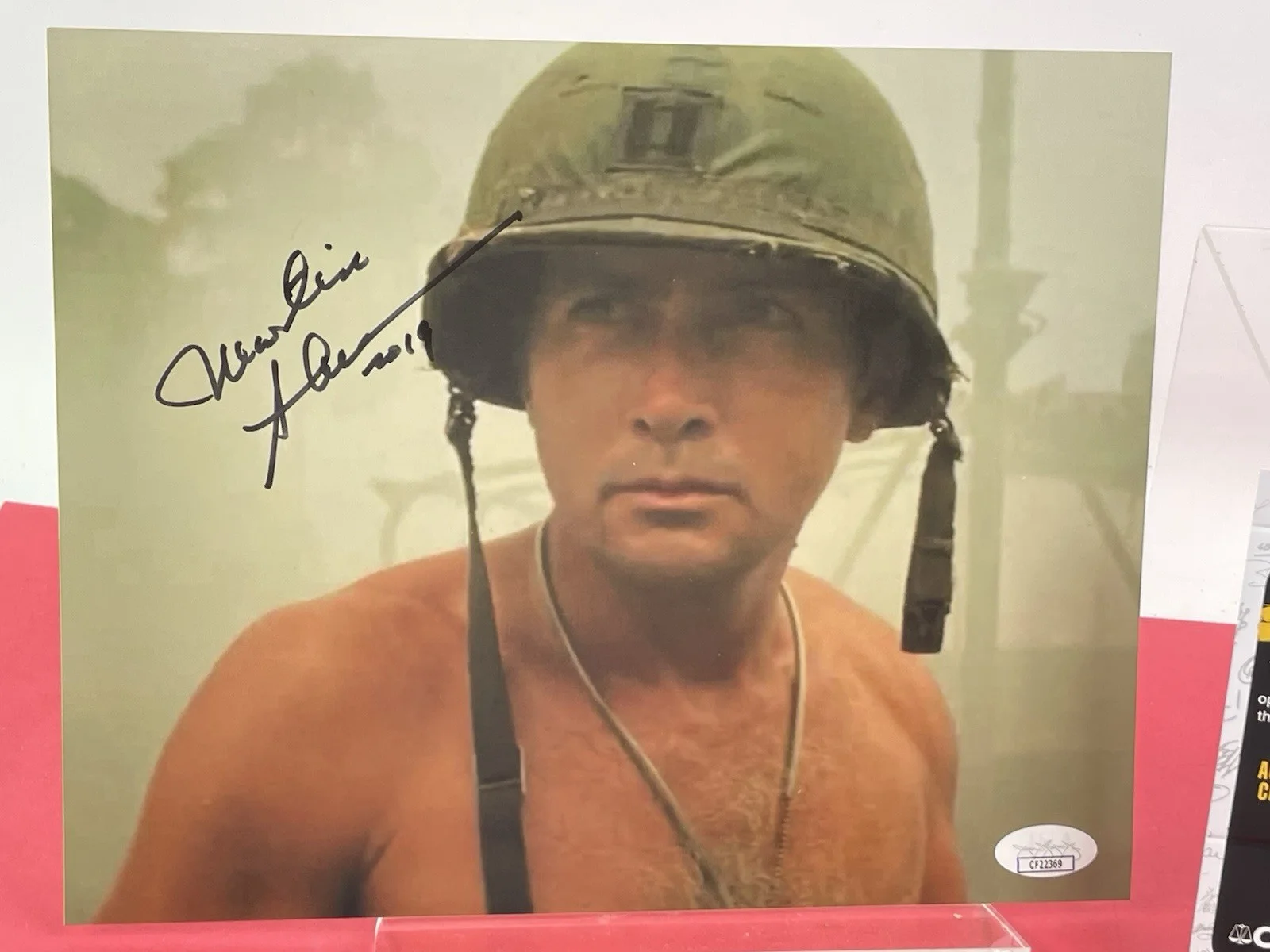 Martin Sheen Apocalypse Now Hand Signed 8x10 JSA Certified, image 2