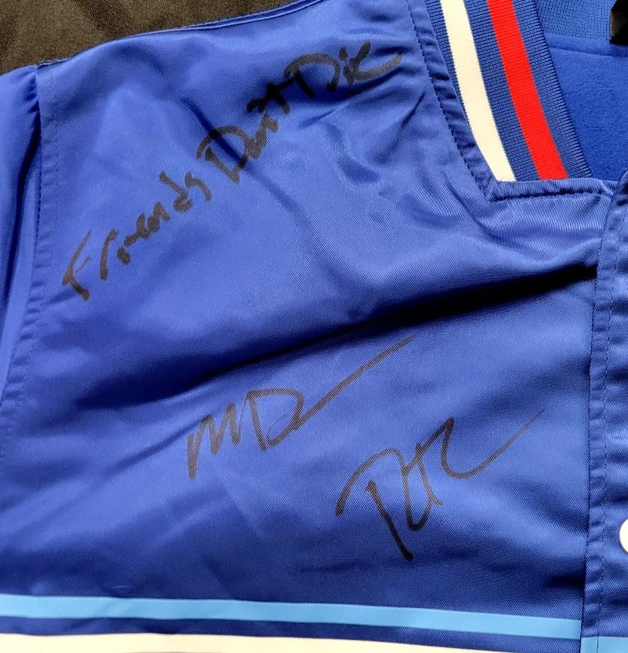 Duffer Brothers — Ross & Matt Duffer signed "Friends Don't Lie" Stranger Things Bomber Jacket JSA, изображение 2
