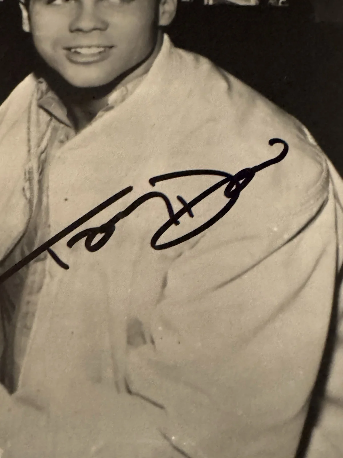Tony Dow — Tony Dow Signed 8x10 Photo With COA Wally Cleaver Leave It To Beaver, изображение 2