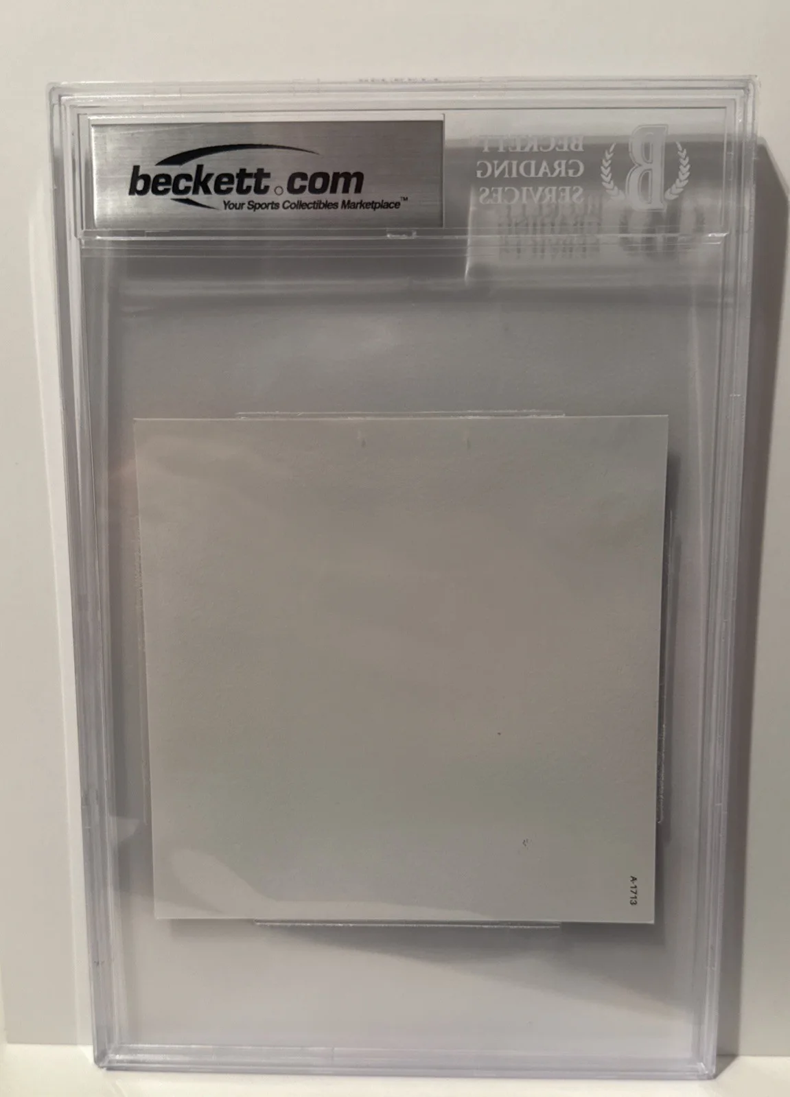 TAYLOR SWIFT signed (Showgirl) CD 5x5 BECKETT Encapsulated BAS 00019288571, image 2