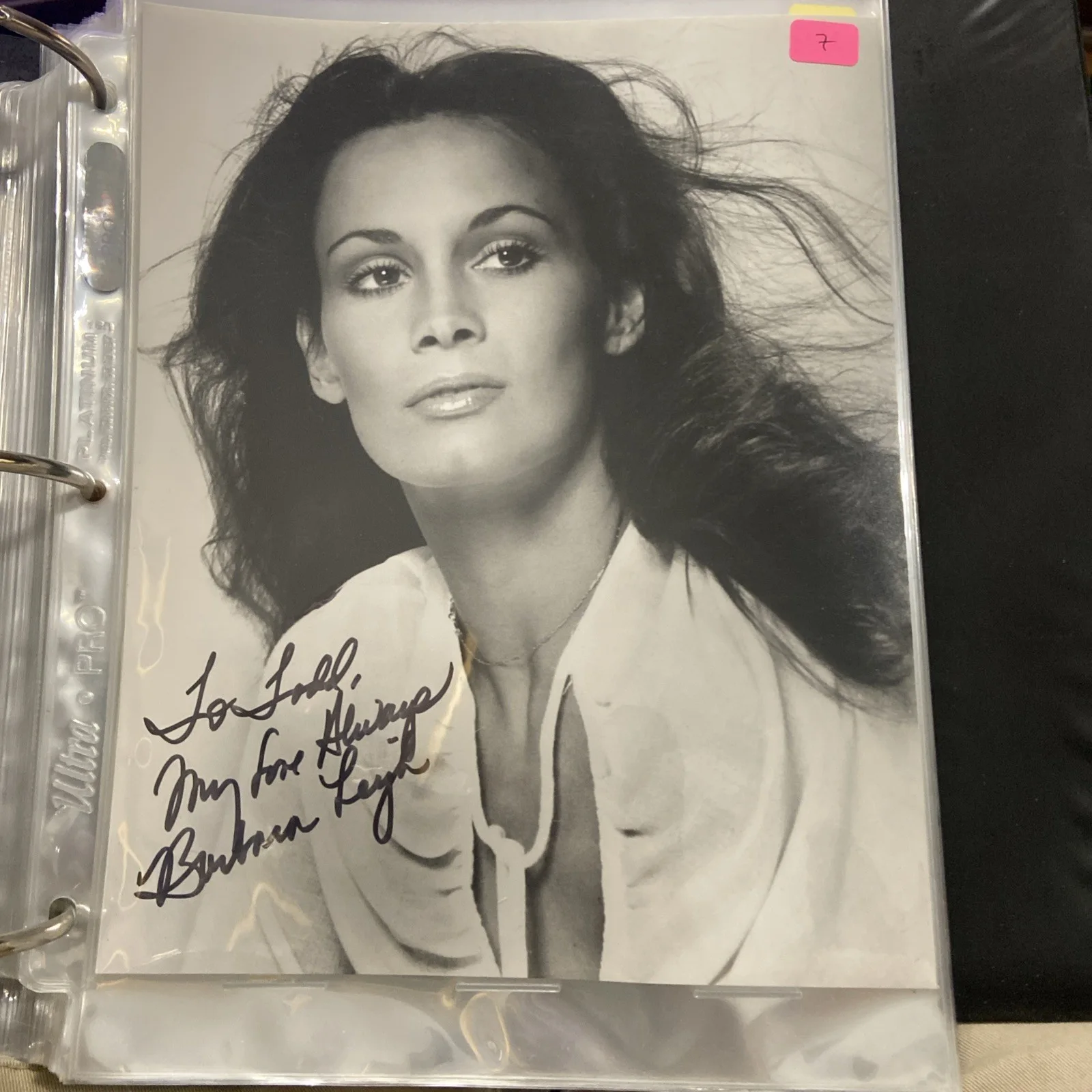 Barbara Leigh — Barbara Leigh Signed Autographed 8X10 Photo Junior Bonner Actress “vampirella”