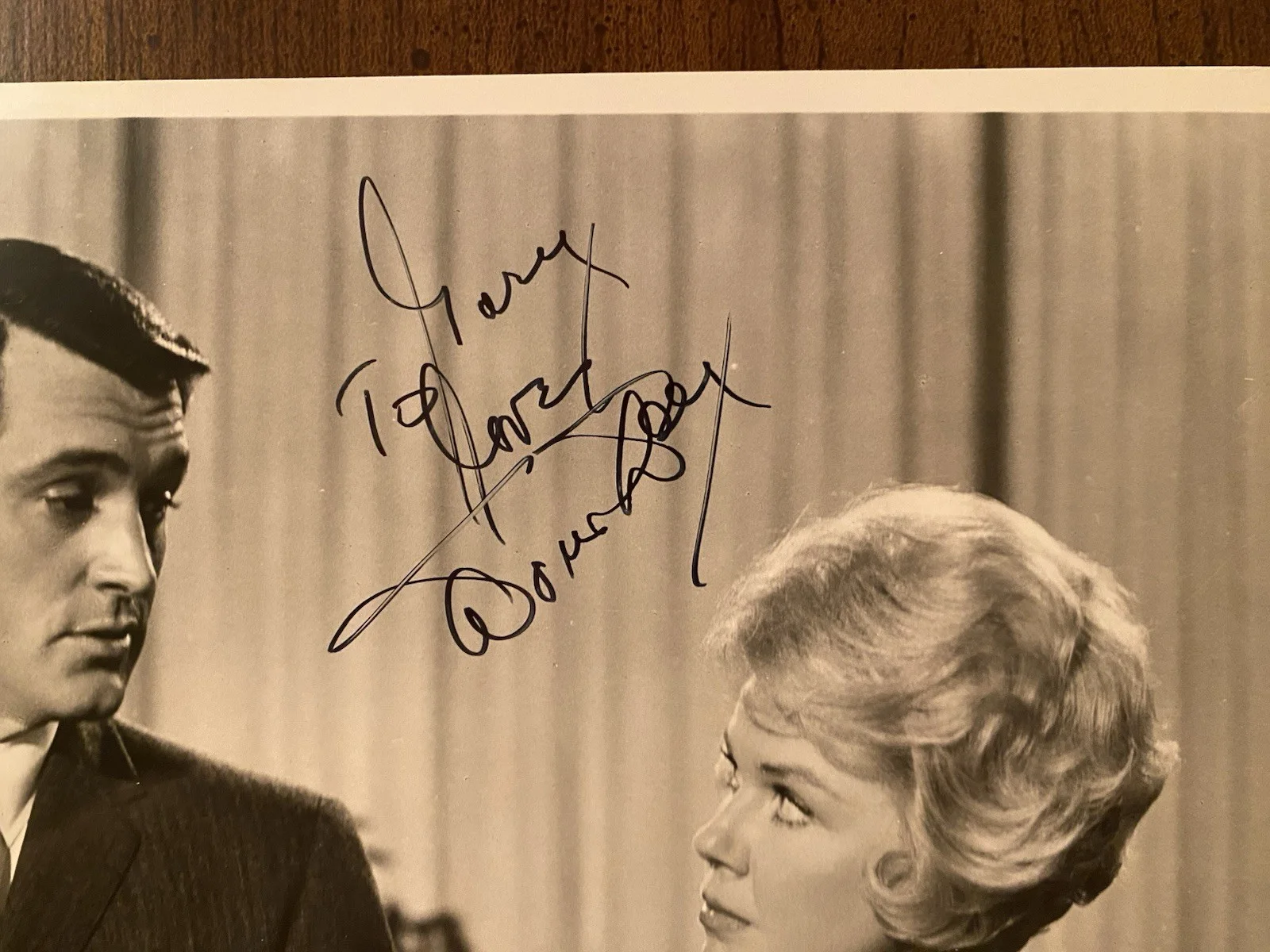 Doris Day — Doris Day Signed Autographed Photo With COA Lover Come Back w Rock Hudson, изображение 2
