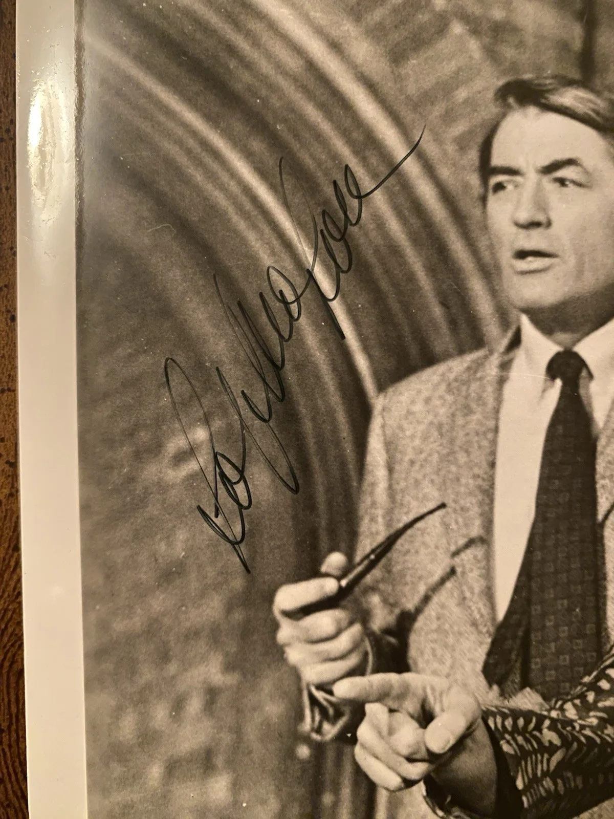 Sophia Loren — Sophia Loren Signed Autographed Photo With COA Arabesque w Gregory Peck NICE, image 2