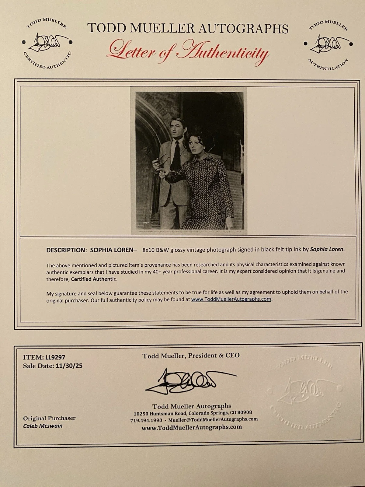 Sophia Loren — Sophia Loren Signed Autographed Photo With COA Arabesque w Gregory Peck NICE, image 5