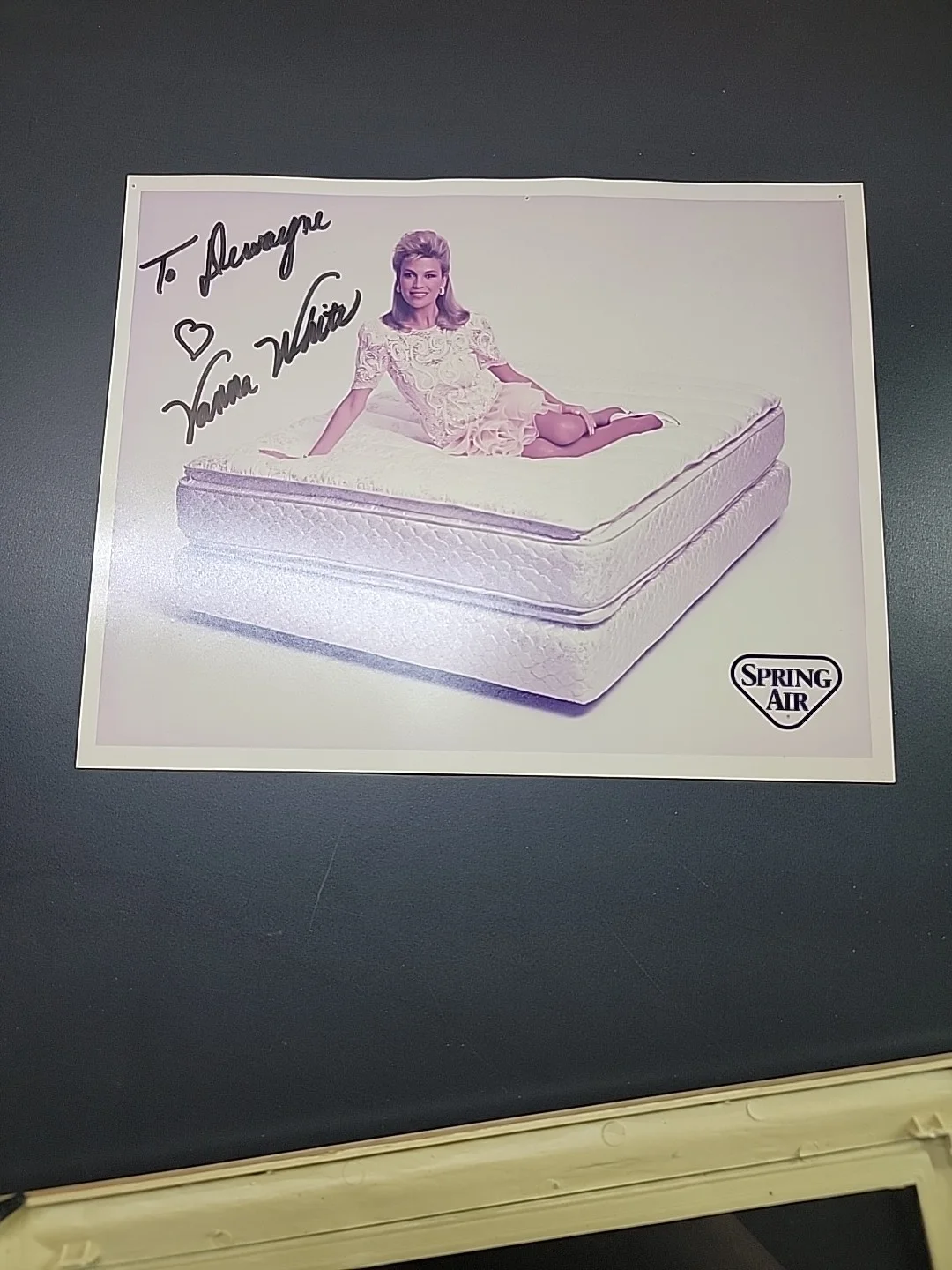 Vanna White — Vanna White Autographed Spring Air Picture In Vintage Frame, image 3
