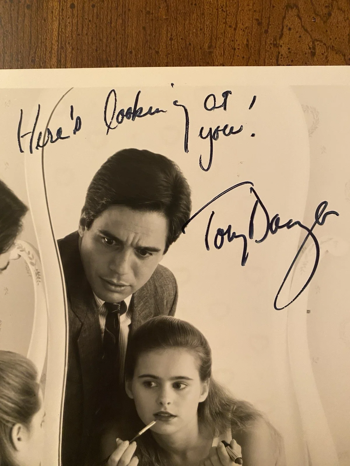 Tony Danza — Tony Danza Signed Autographed Photo With COA She’s Out Of Control, изображение 2