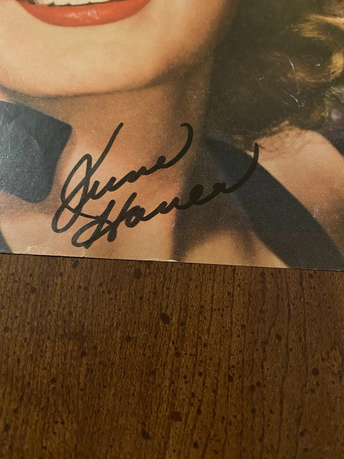 June Haver — June Haver Signed Autographed Motion Picture Magazine With COA The Girl Next Doo, изображение 3