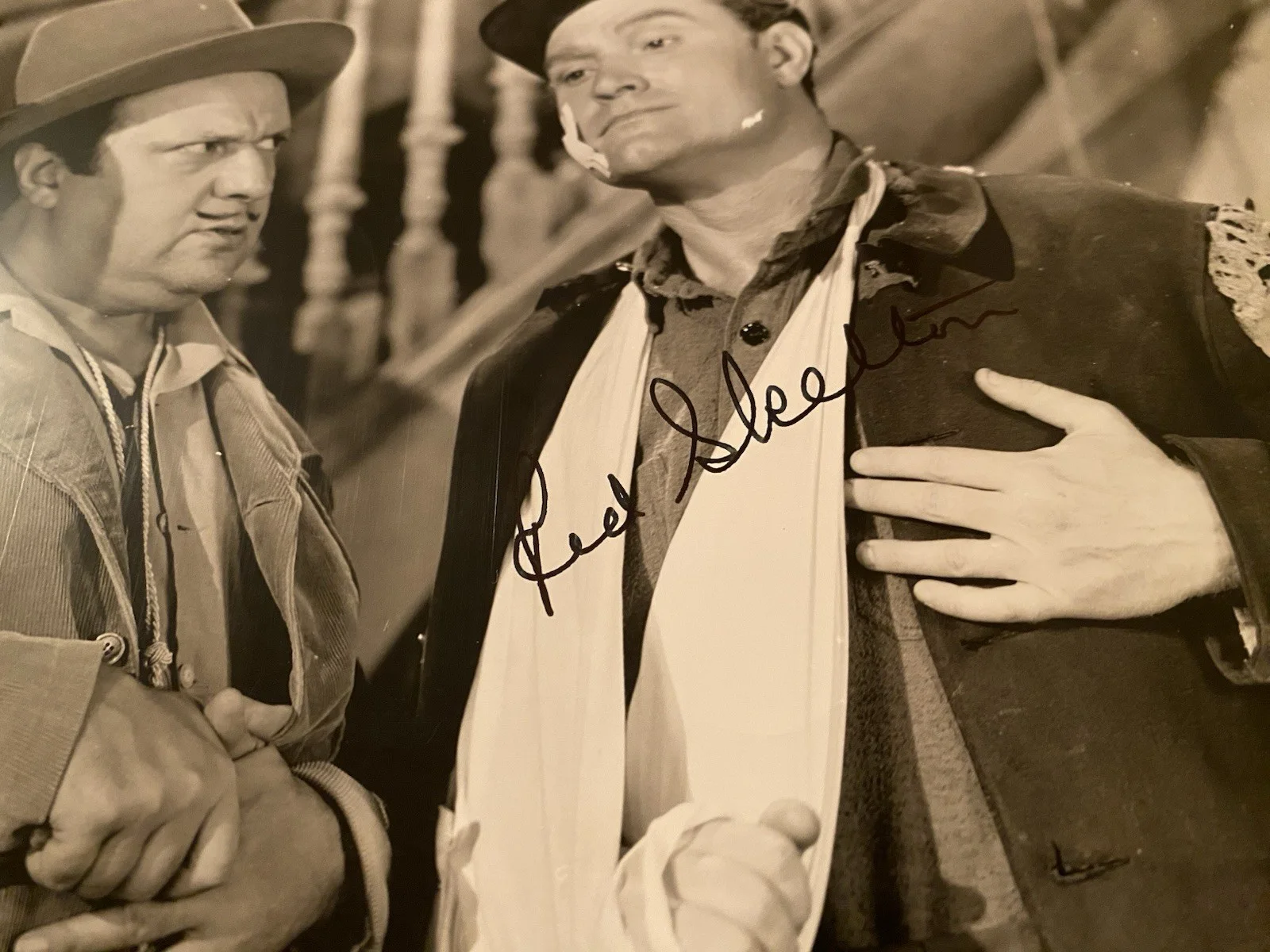 Red Skelton — Red Skelton Signed Autographed Photo With COA Merton Of The Movies, изображение 3