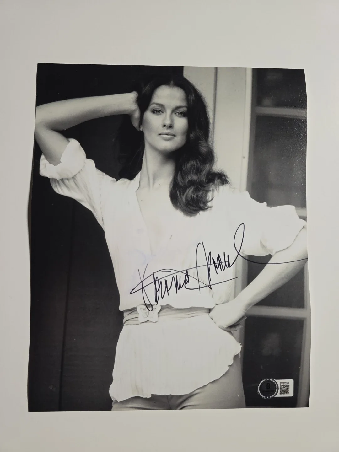 Veronica Hamel — Veronica Hamel autographed signed 8x10 photo Beckett BAS COA BV81256