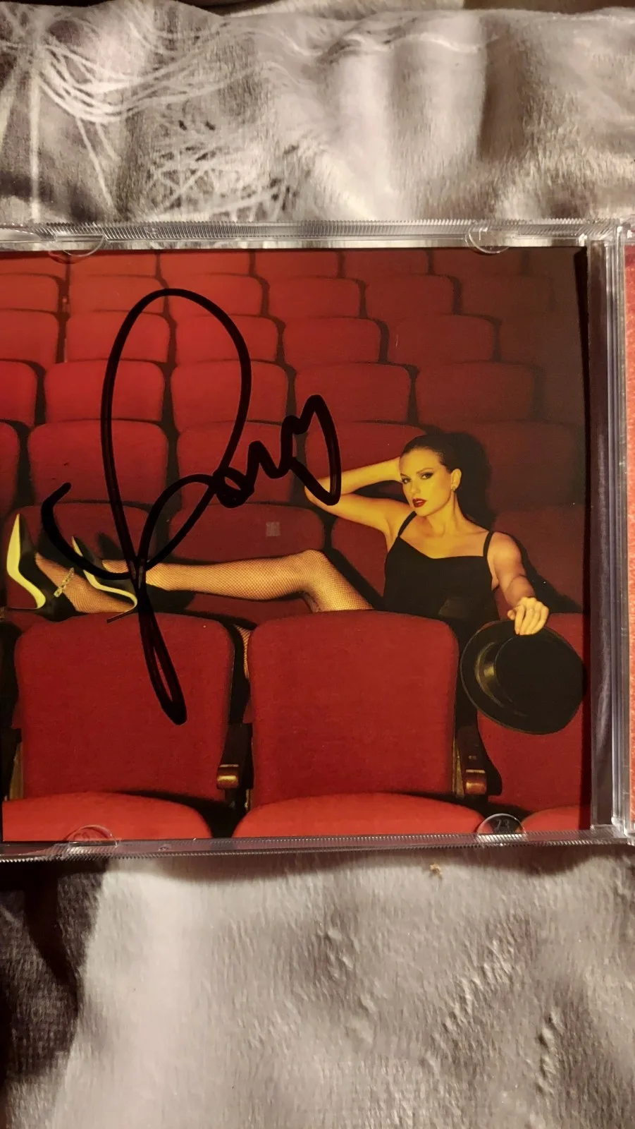 Taylor Swift | The Life Of A Showgirl CD With Hand Signed Photo 4, изображение 2