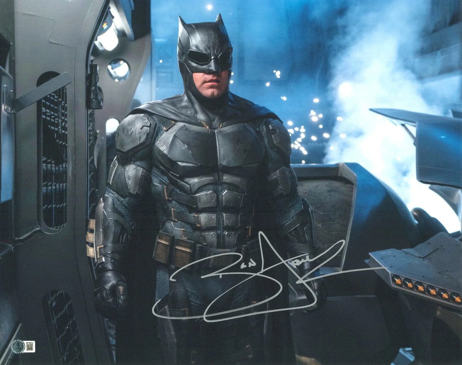 BEN AFFLECK — BEN AFFLECK JUSTICE LEAGUE SIGNED AUTOGRAPH 16X20 PHOTO BECKETT BAS DC BATMAN