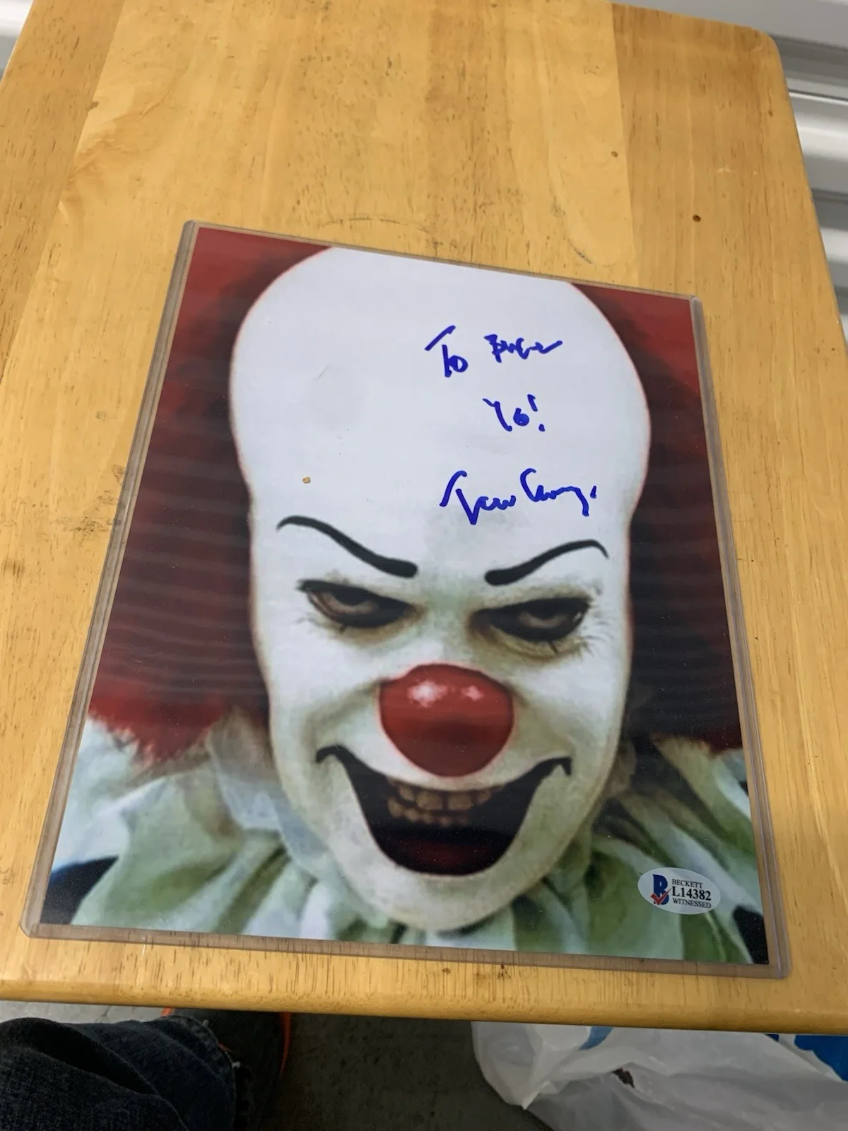 tim Curry — Vintage Tim Curry Signed Photo 8x10 COA Beckett, image 2