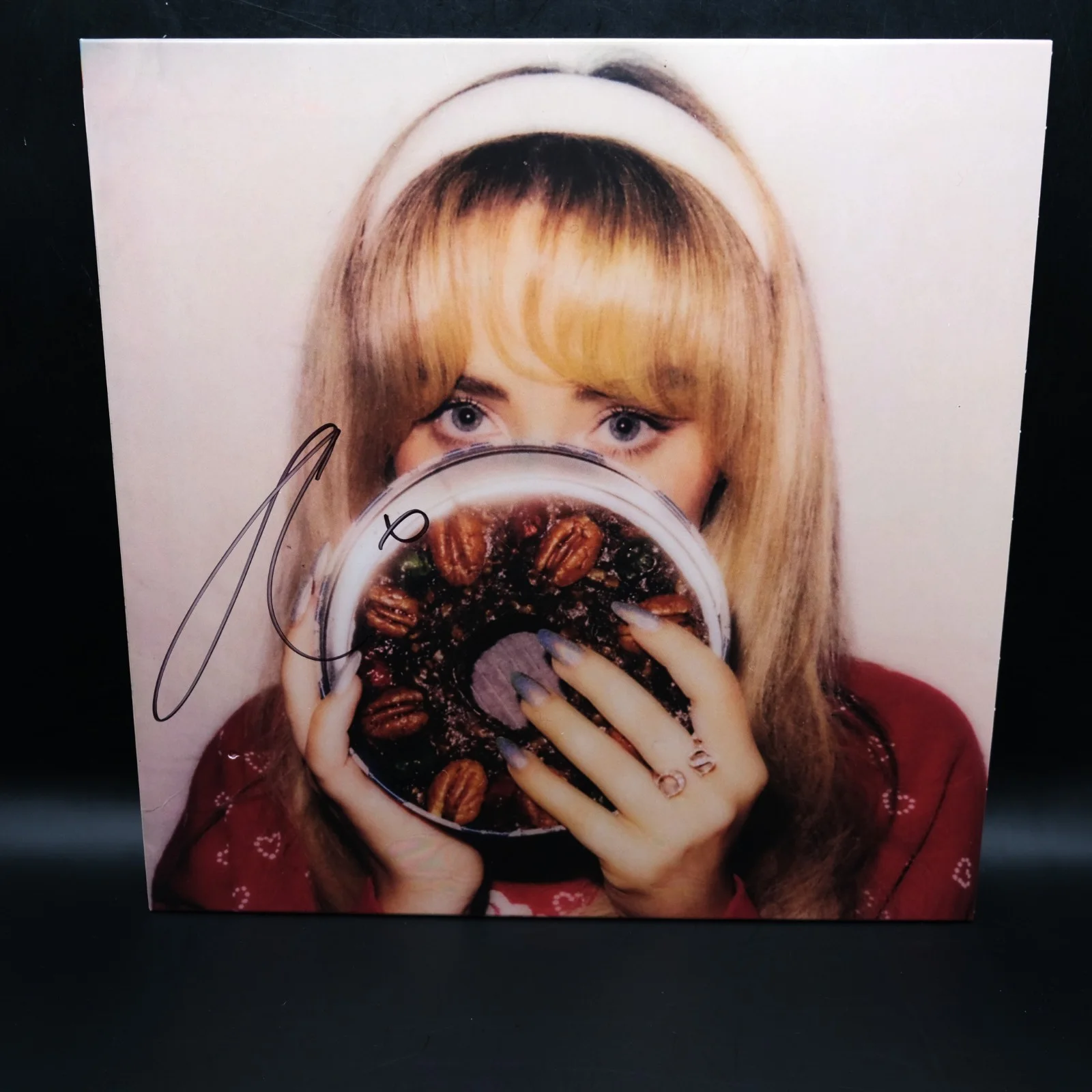 Sabrina Carpenter Signed Autograph Fruitcake Vinyl Christmas Album PSA/DNA LOA, изображение 4