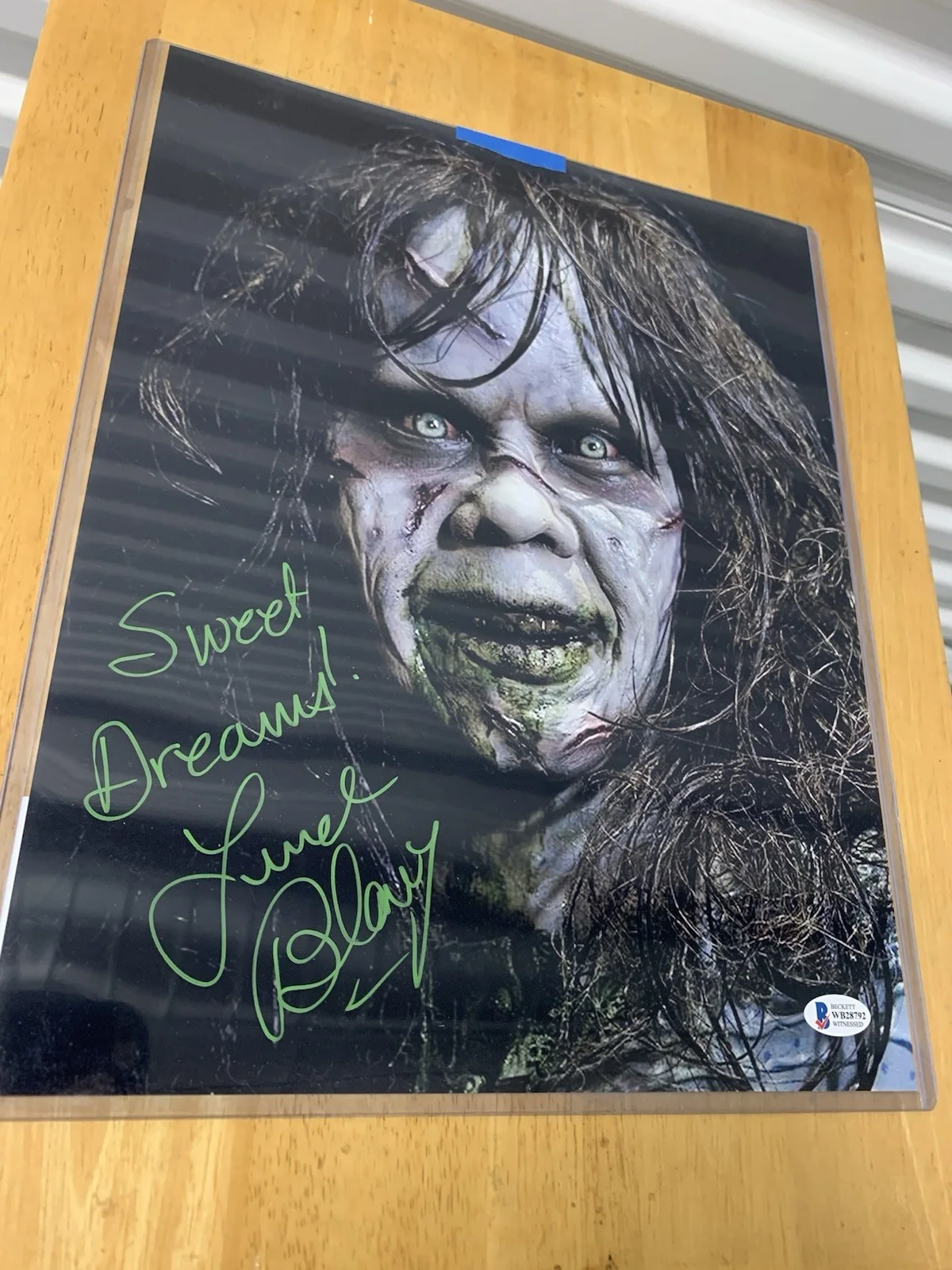 linda Blair — Vintage Linda Blair Signed Exorcist Movie Photo Large14x11 COA Beckett, изображение 2