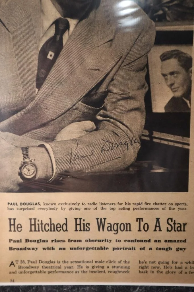 Paul Douglas autograph on magazine photo., image 2