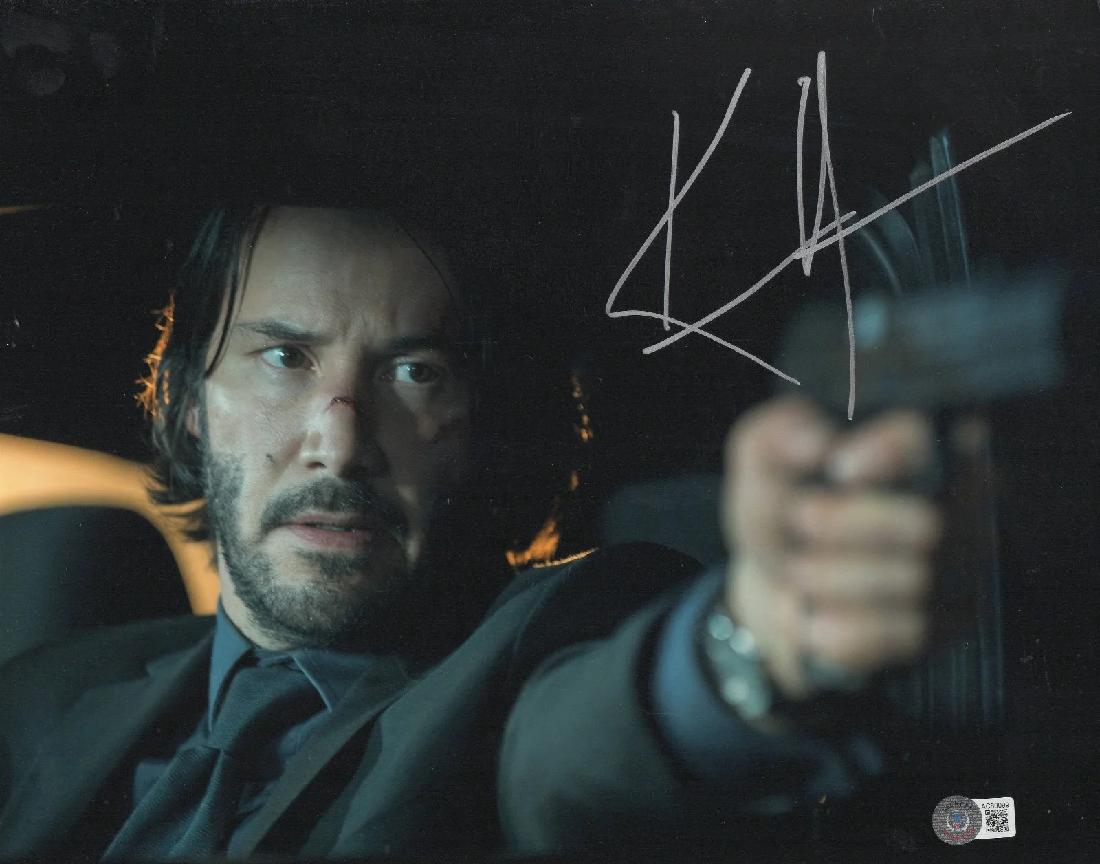 KEANU REEVES — KEANU REEVES SIGNED AUTOGRAPH JOHN WICK 11X14 PHOTO BECKETT BAS