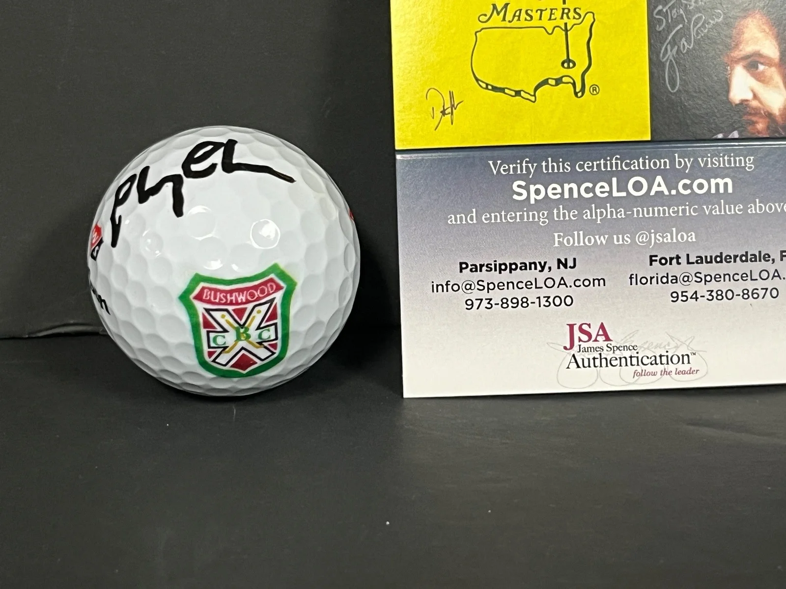 Chevy Chase — Chevy Chase Caddyshack Bushwood Country Club Signed Logo Golf Ball JSA COA, image 2
