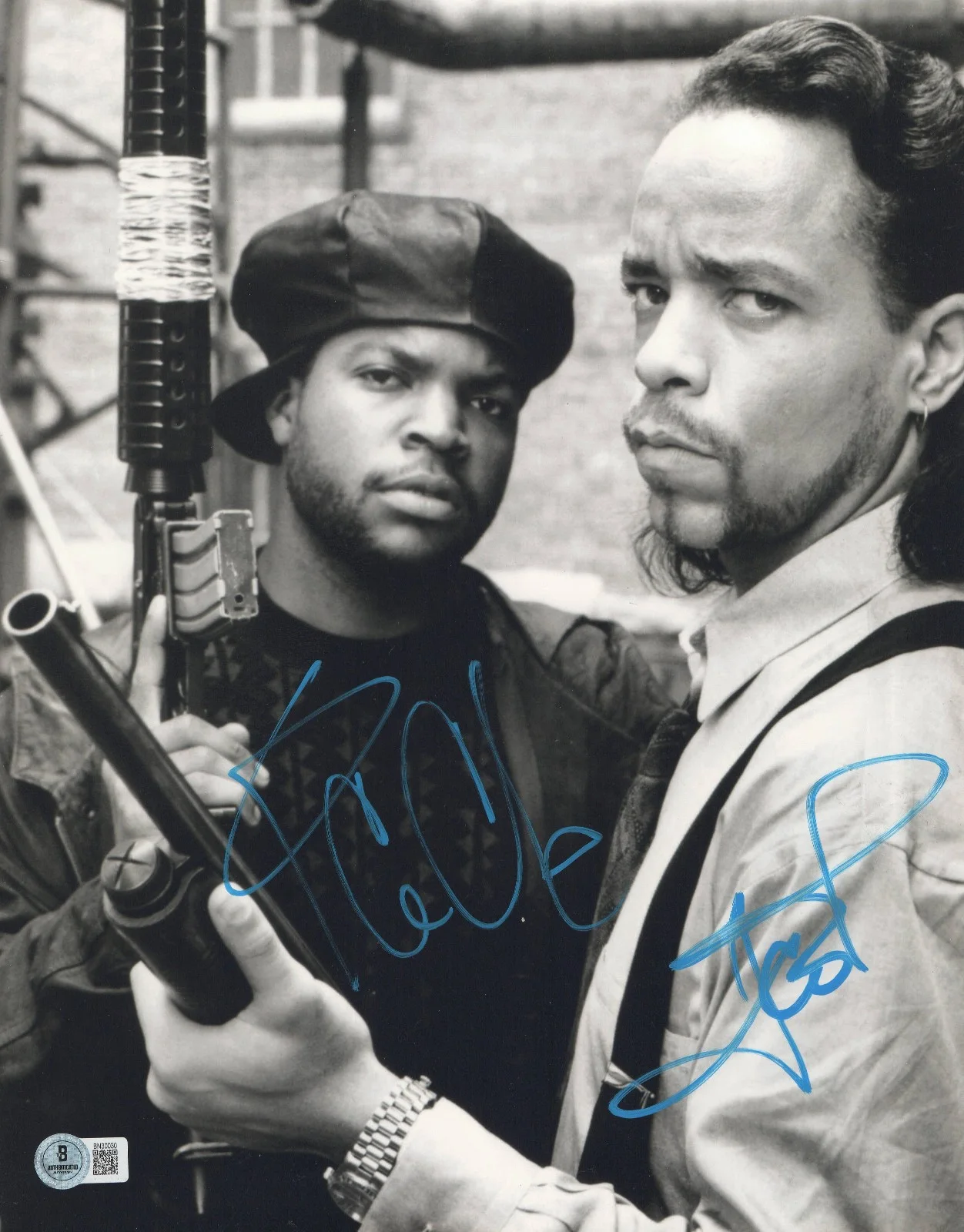 ICE-T & ICE CUBE — ICE-T & ICE CUBE SIGNED AUTOGRAPHED TRESPASS 11X14 PHOTO BAS BECKETT COA