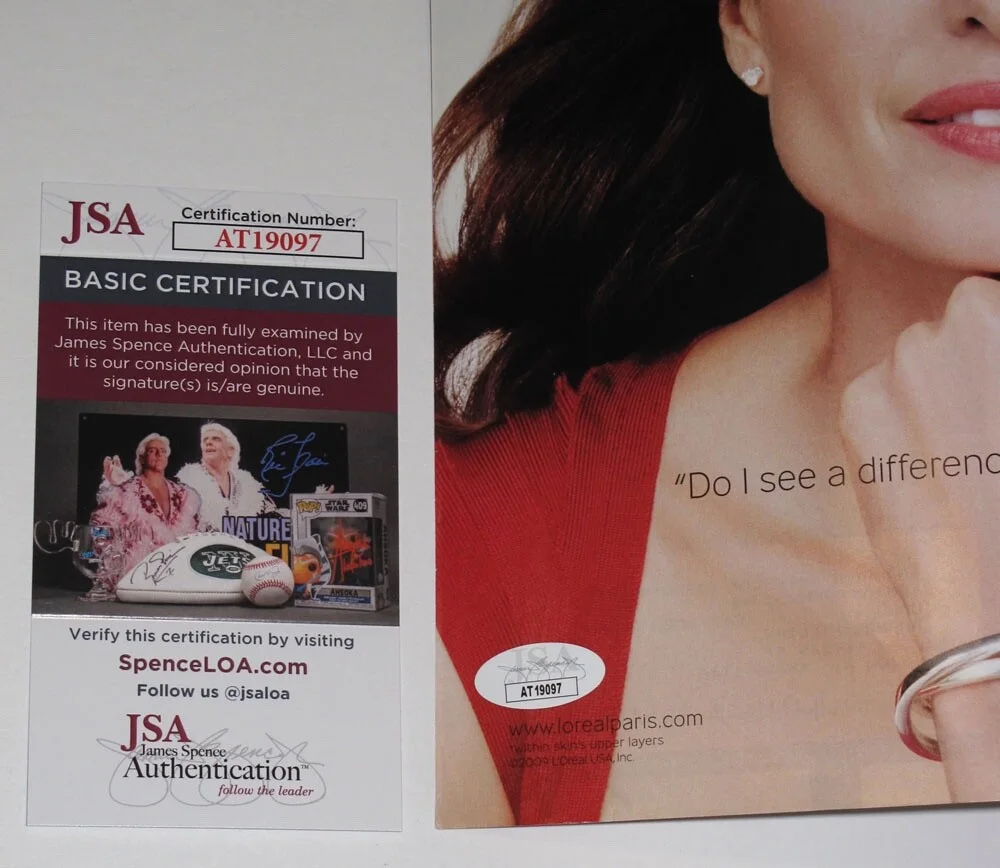 JULIANNE MOORE — Julianne Moore signed "REDBOOK" Magazine PROOF The Big Lebowski JSA COA Rare, изображение 3