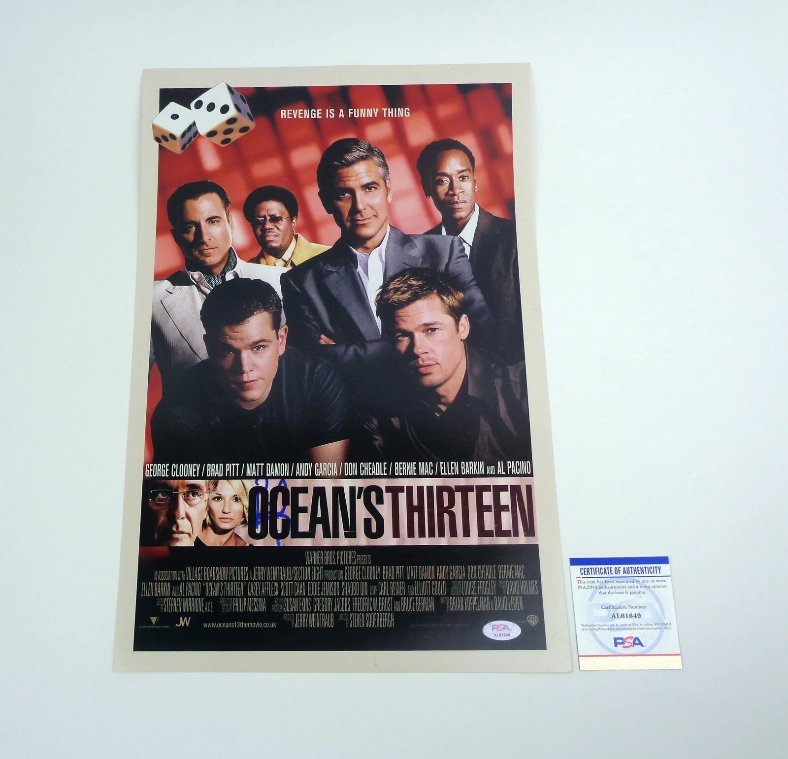 Brad Pitt — Brad Pitt Signed Autograph Oceans Thirteen 13 Movie Poster PSA/DNA COA