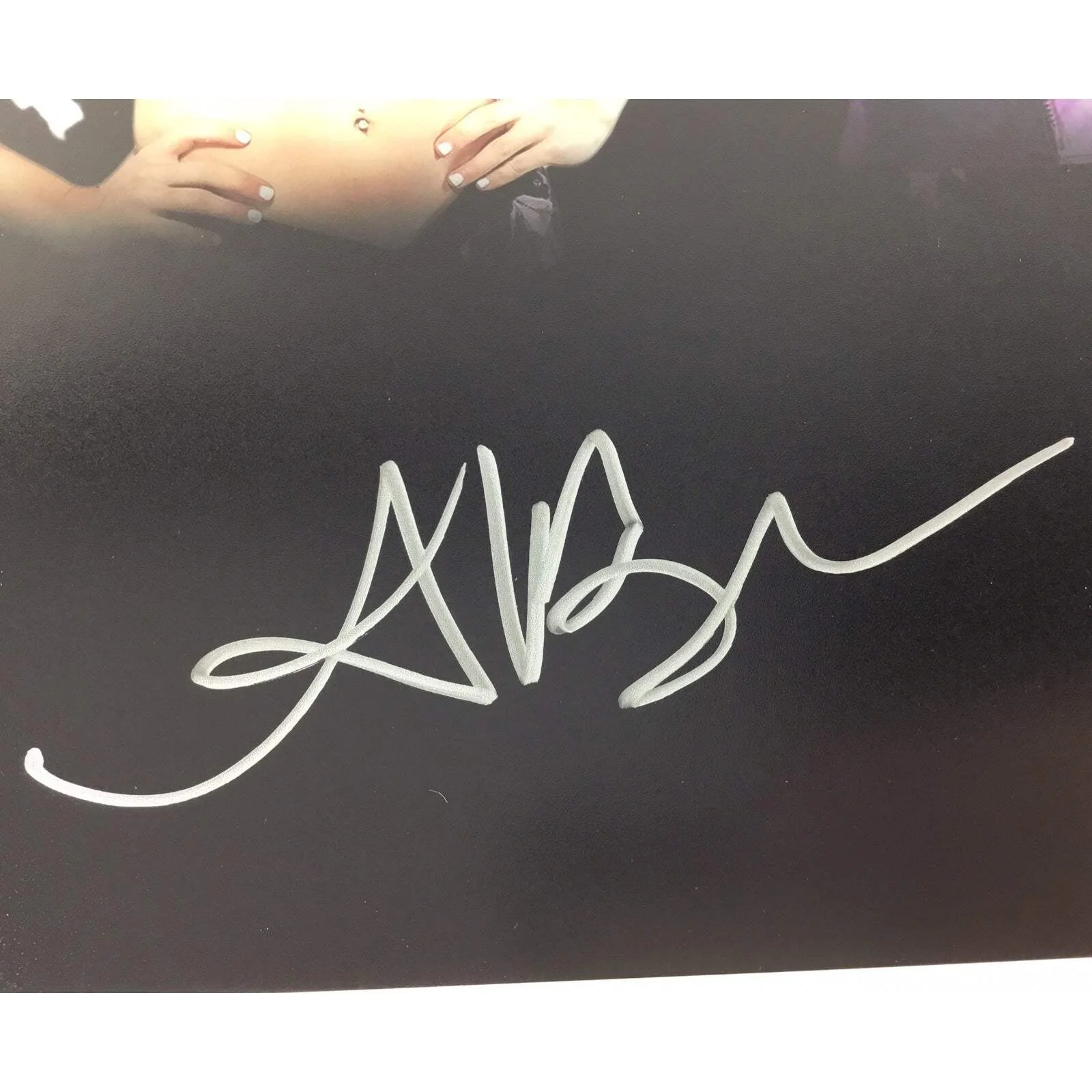 Alexa Bliss — Alexa Bliss Signed 11x14 Photo - WWE Superstar (Beckett Certified), изображение 2