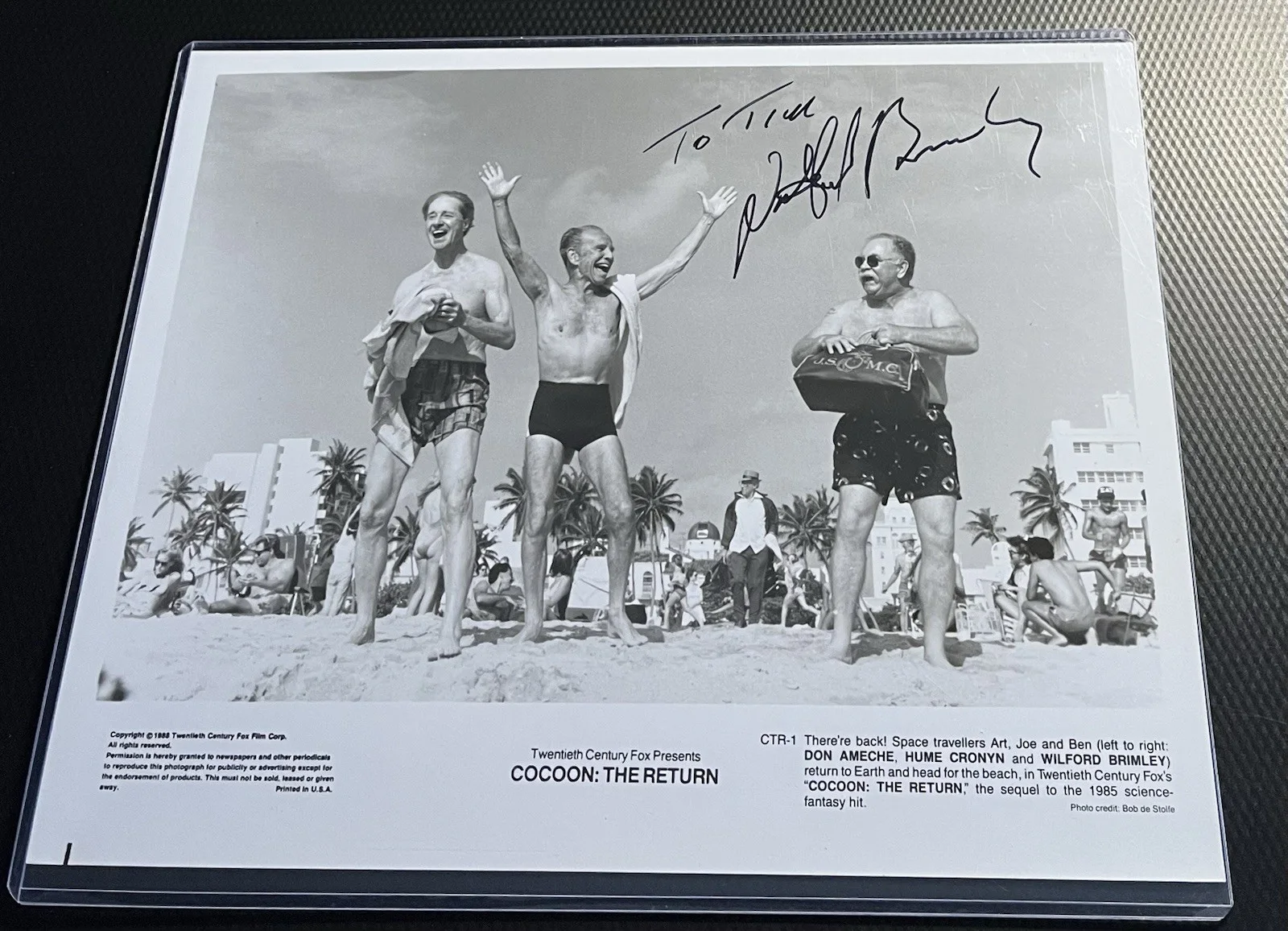 Wilford Brimley — Wilford Brimley Cocoon Signed 8x10 Movie Promo Photograph w/ COA Top Loader, изображение 2