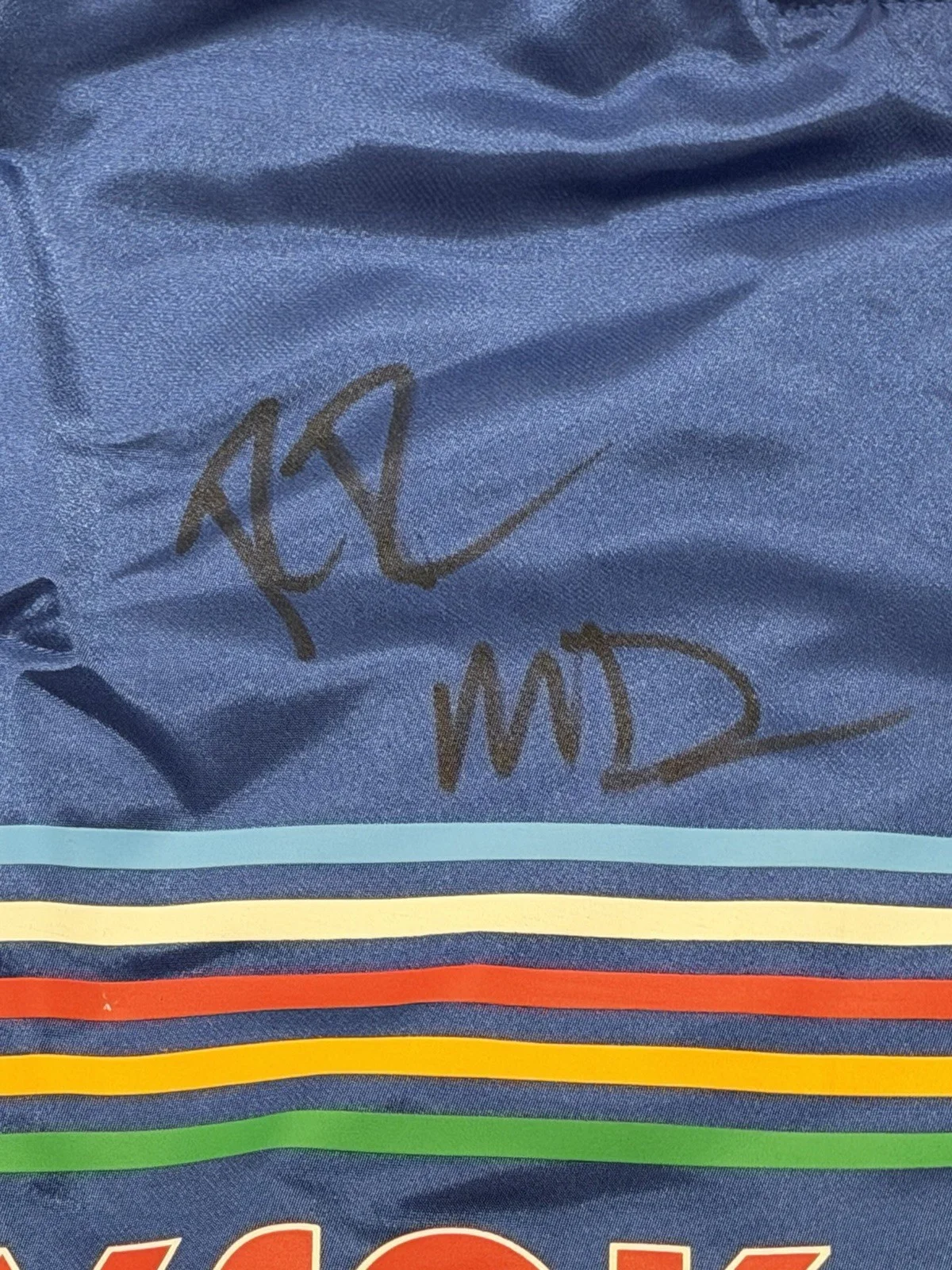 Matt Duffer, Ross Duffer — DUFFER BROTHERS SIGNED STRANGER THINGS JACKET-M AUTOGRAPH BECKETT HOLO (A) PROOF, image 3