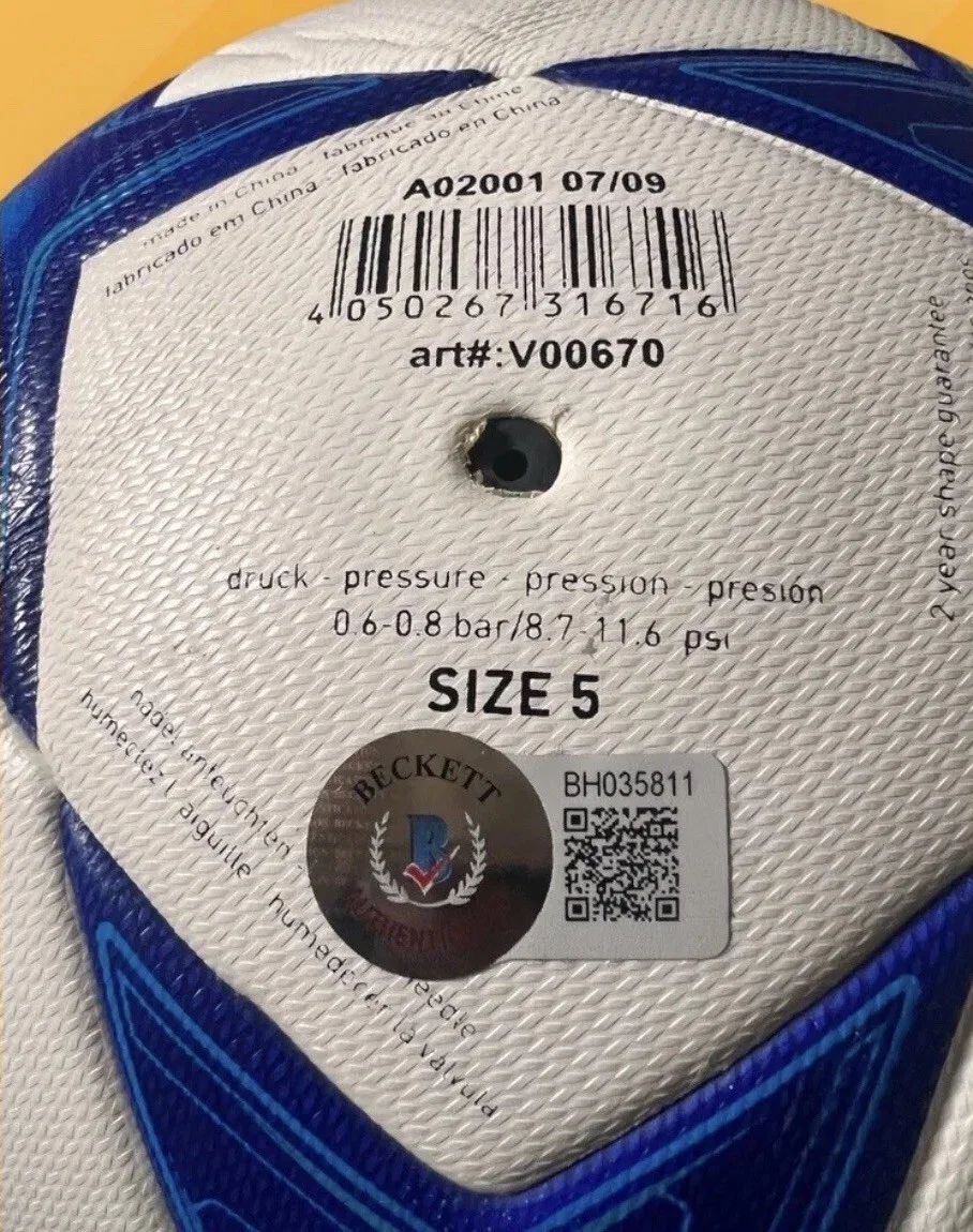 Jason Sudeikis — JASON SUDEIKIS SIGNED TED LASSO UEFA SOCCER BALL AUTOGRAPHED BECKETT BAS, изображение 3