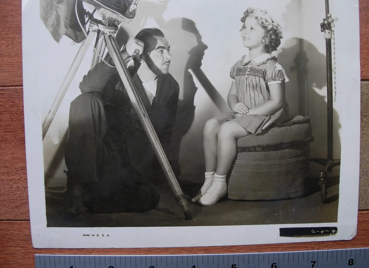 SHIRLEY TEMPLE BLACK — SHIRLEY TEMPLE Signed Autographed 8x10 B&W Photo in Beautiful Condition!, image 3
