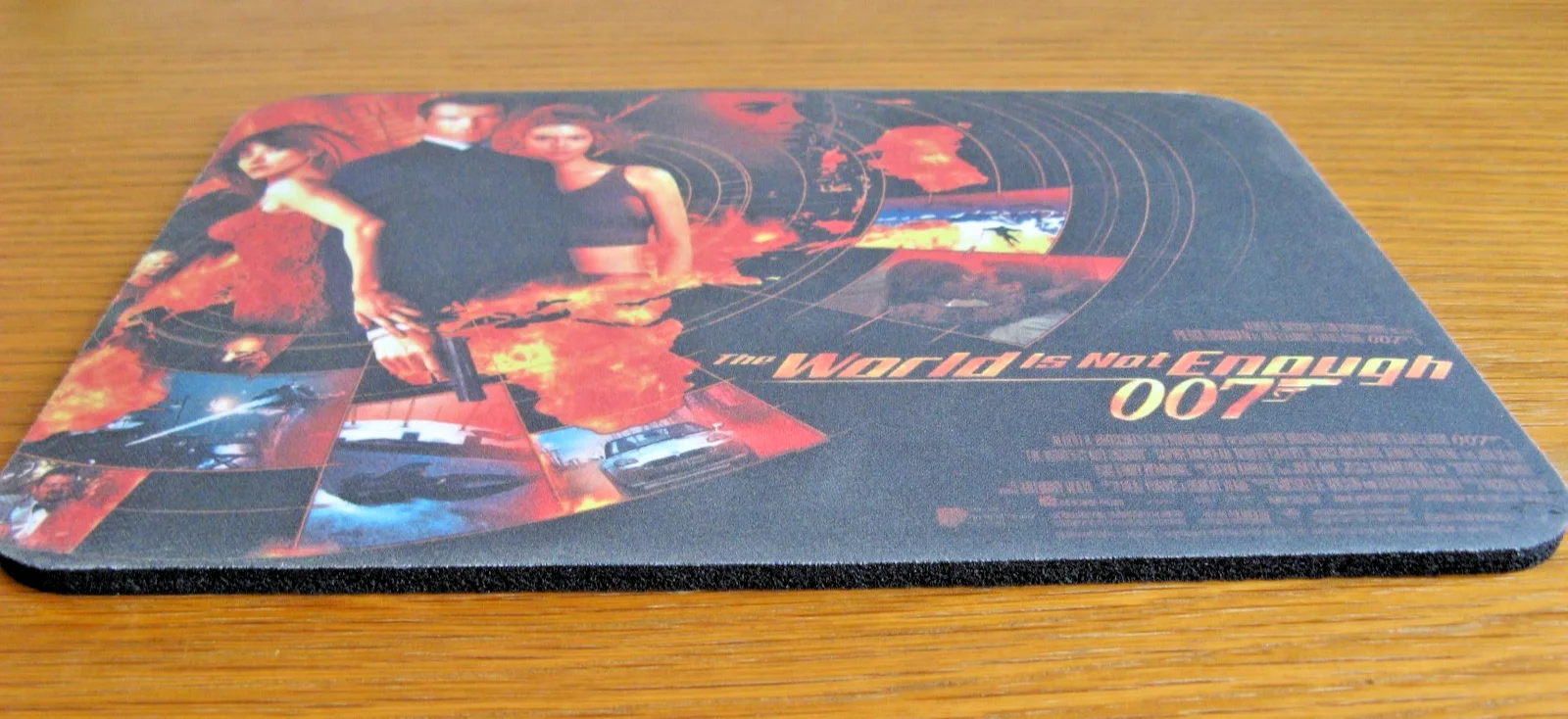 Rare James Bond 007 The World Is Not Enough Mouse Mat - 25 X 19 cm, изображение 2